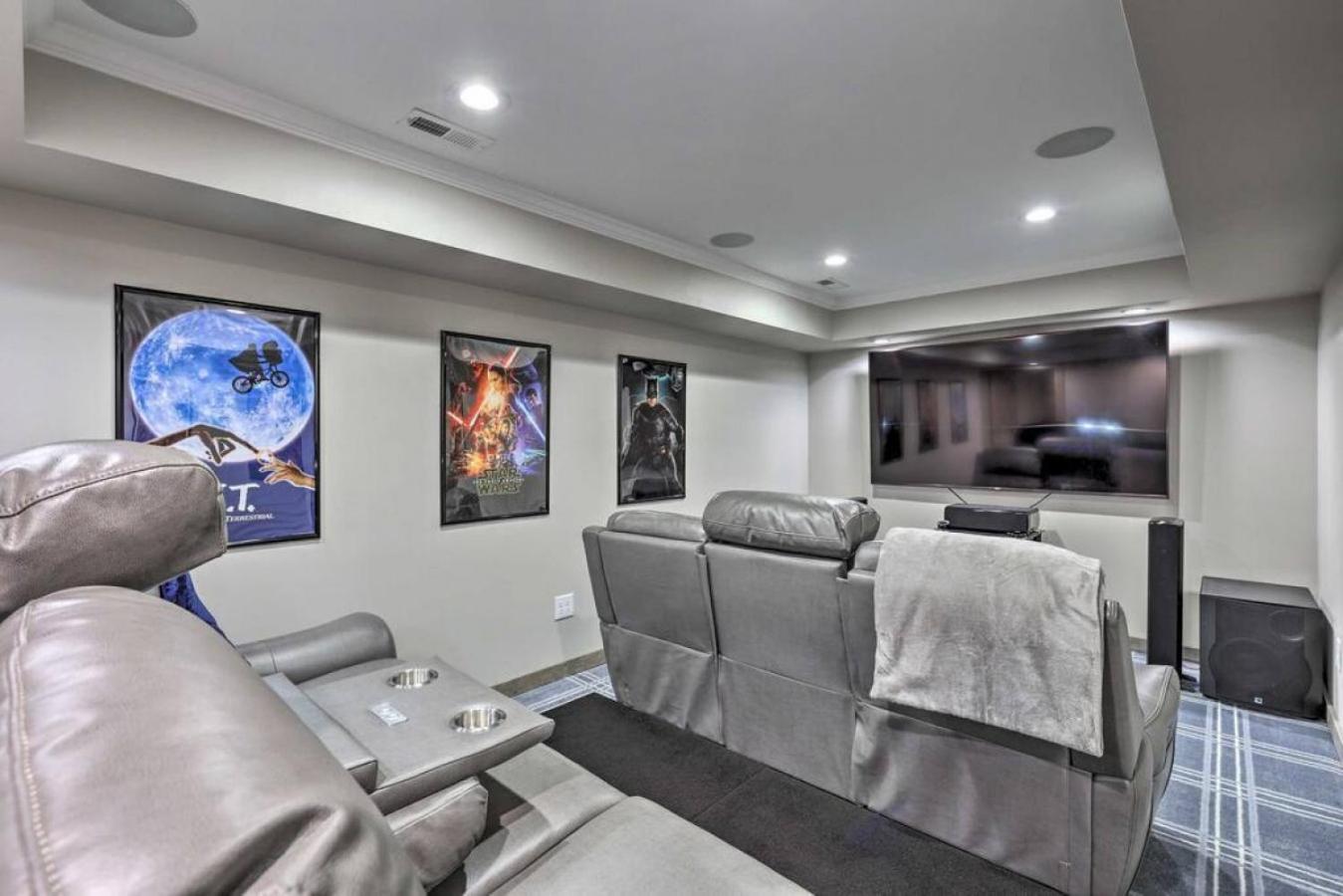 Sprawling Blowing Rock Escape with Theater and Hot Tub view 5