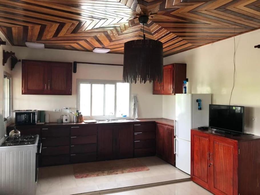 Deux-Palmes-Kribi, proche de la plage, confortable et adapté aux familles