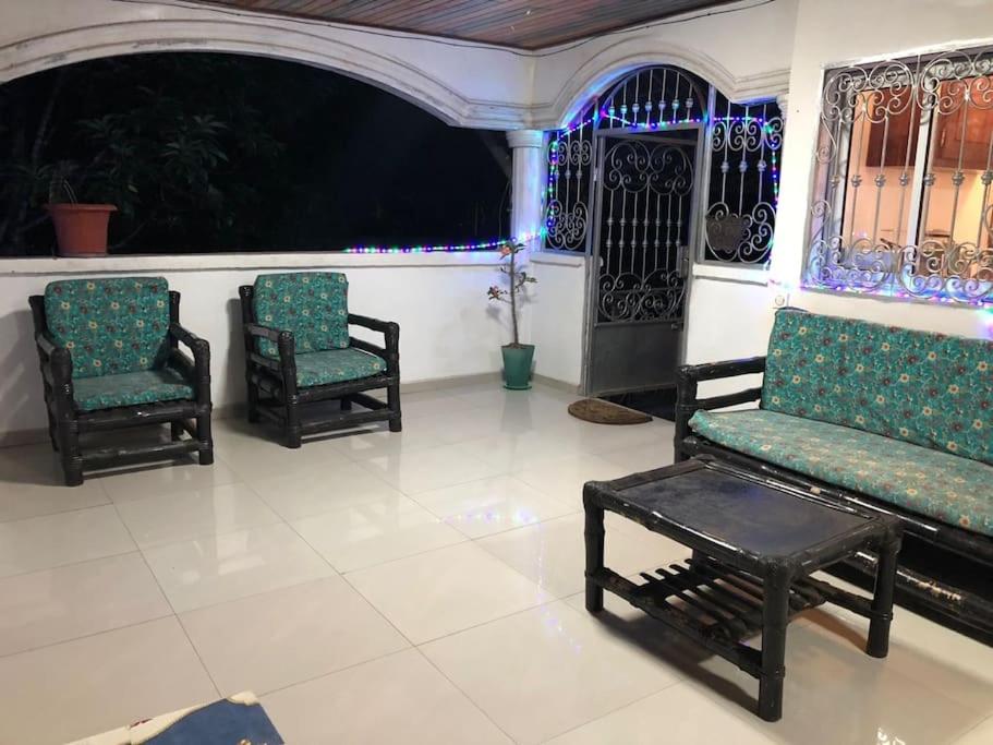 Deux-Palmes-Kribi, proche de la plage, confortable et adapté aux familles