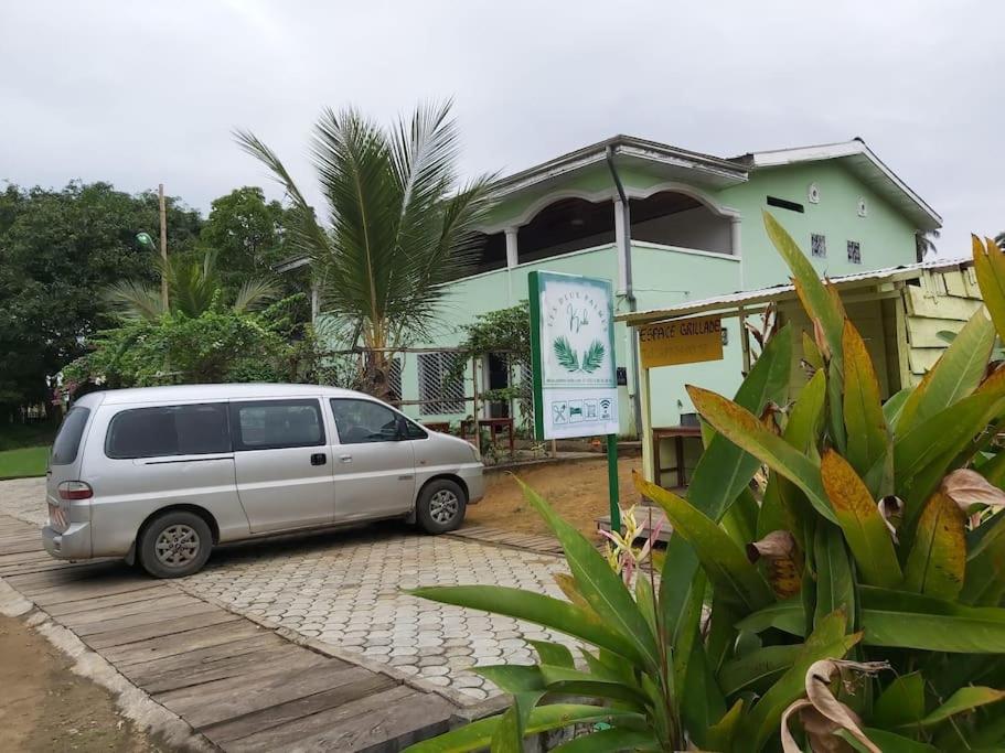 Deux-Palmes-Kribi, proche de la plage, confortable et adapté aux familles