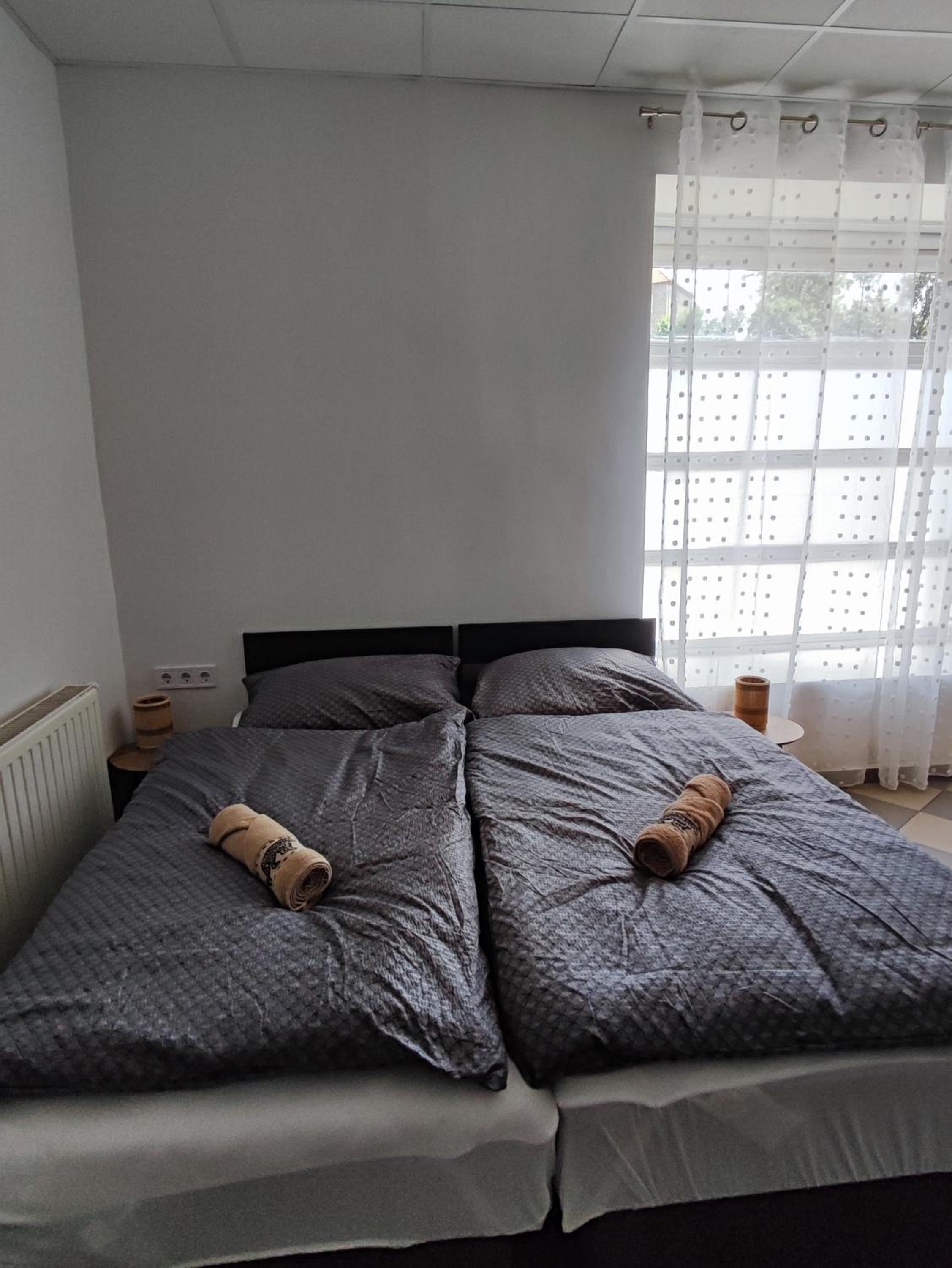 Photo 34
