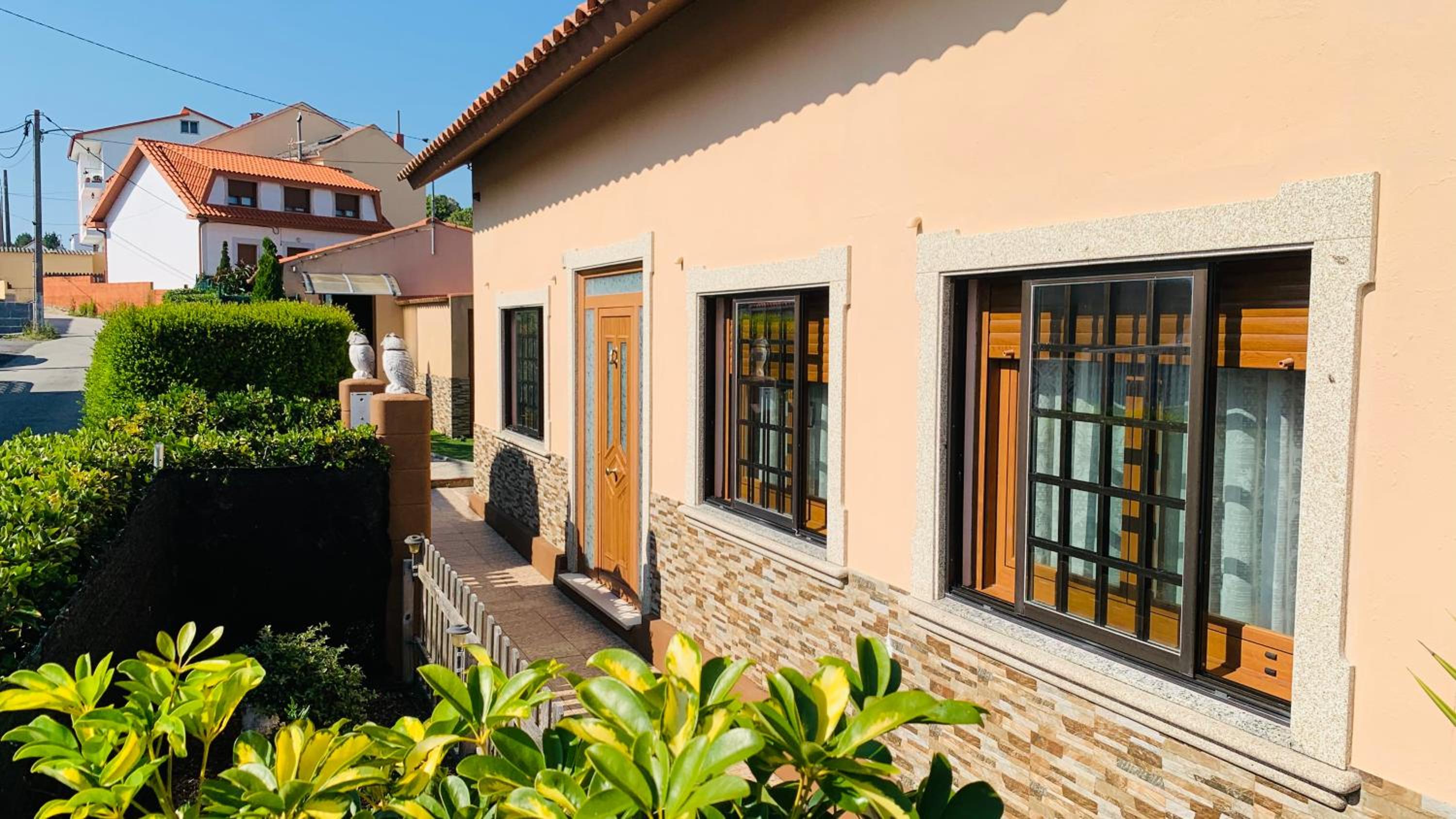 Chalet en Castiñeiras a 100m de la playa view 2
