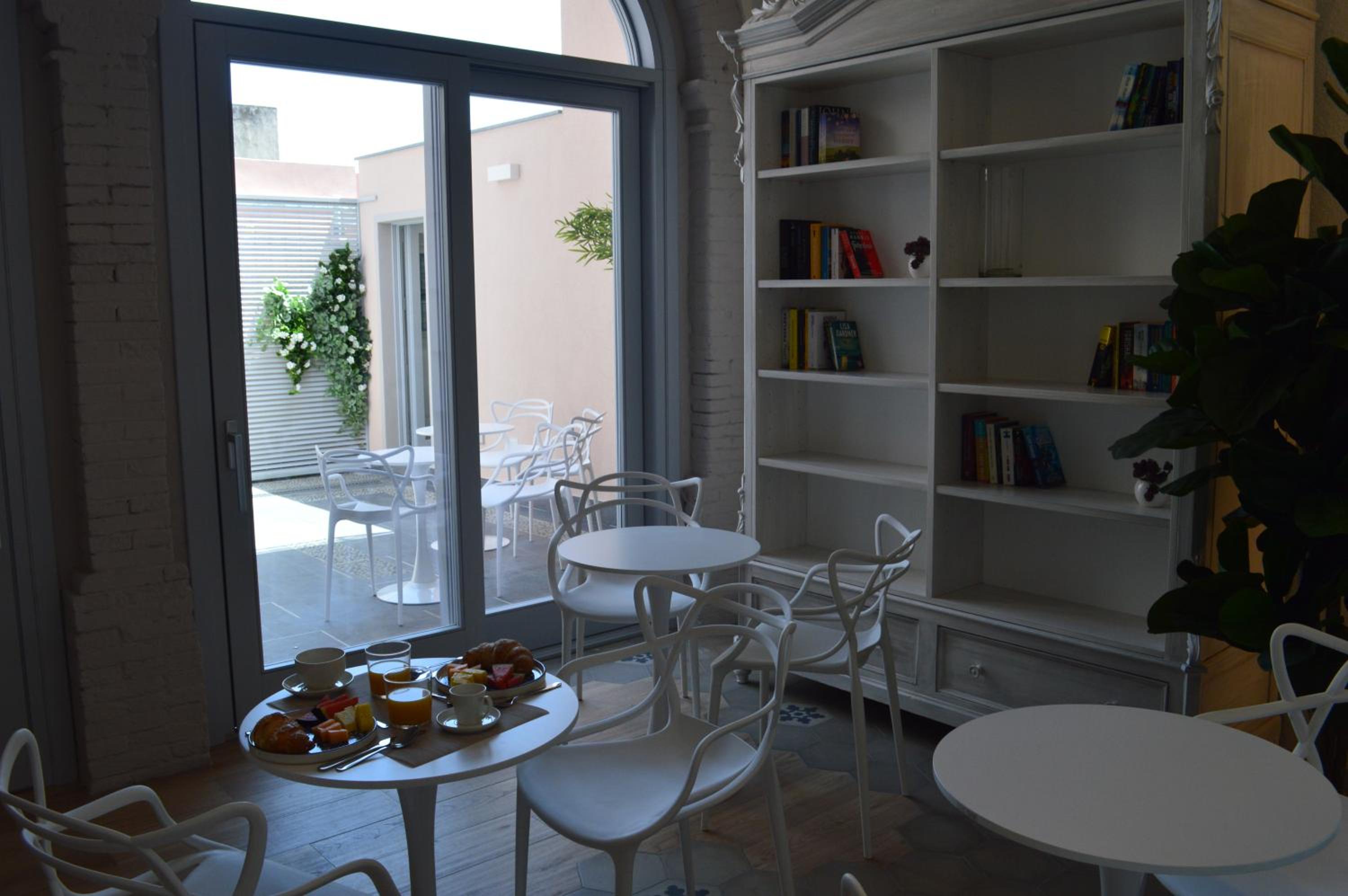 TANIT ROOMS & SPA view 4