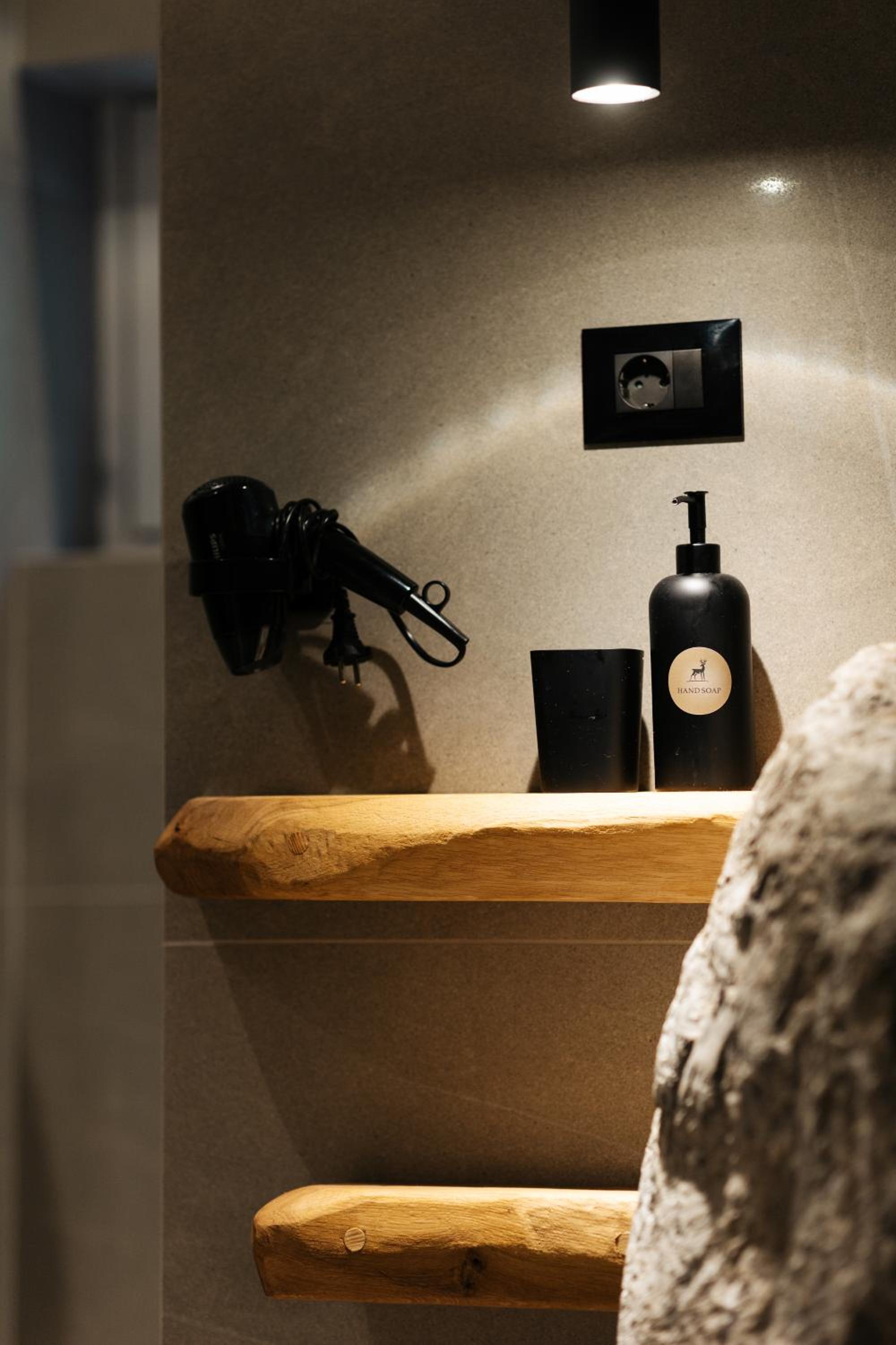 Alpine Cottage Golica