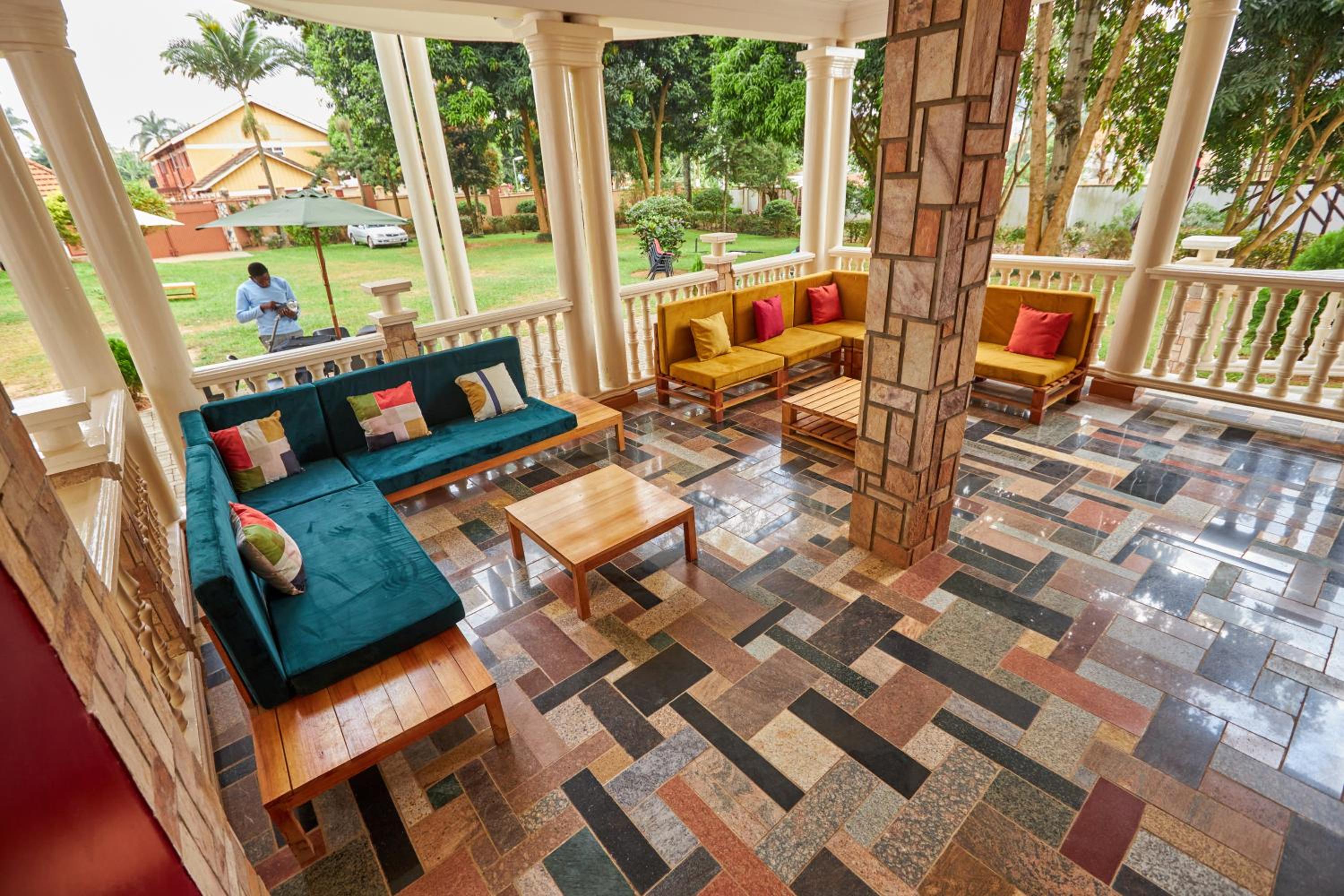 The Forest House - Kawuku-Bunga view 4