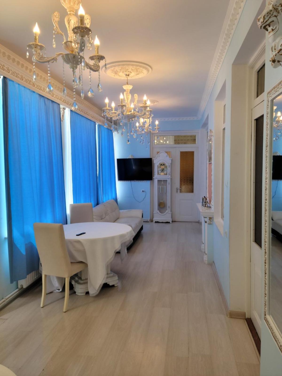 Artush & Raisa B&B