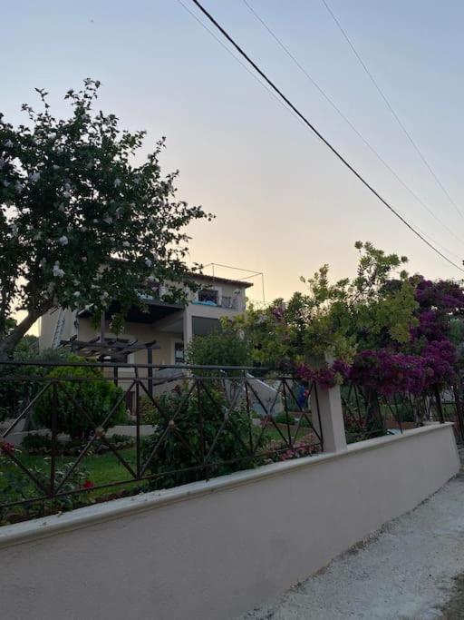 villa kastanos