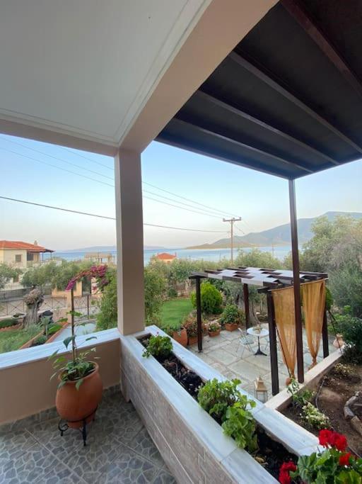 villa kastanos