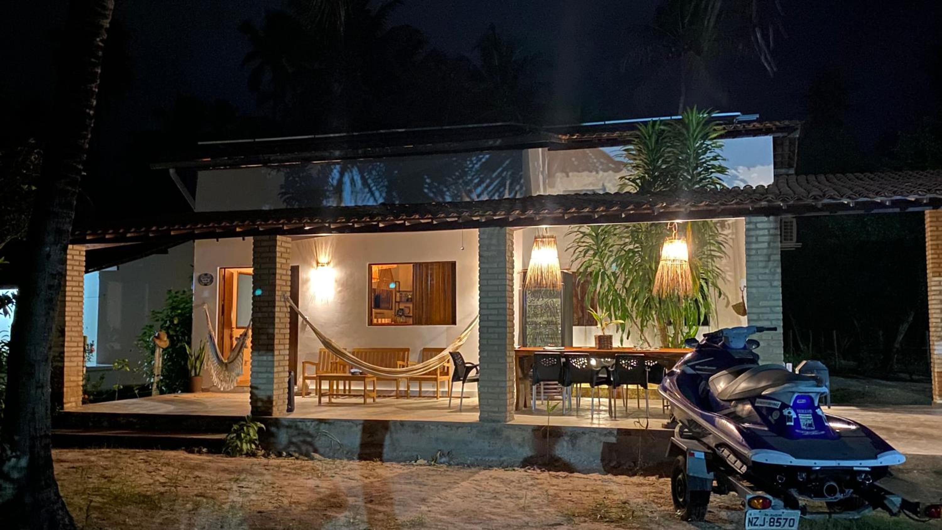 A Casa de Ponta-Simplicidade e Requinte -Estrutura Completa a 150m da praia