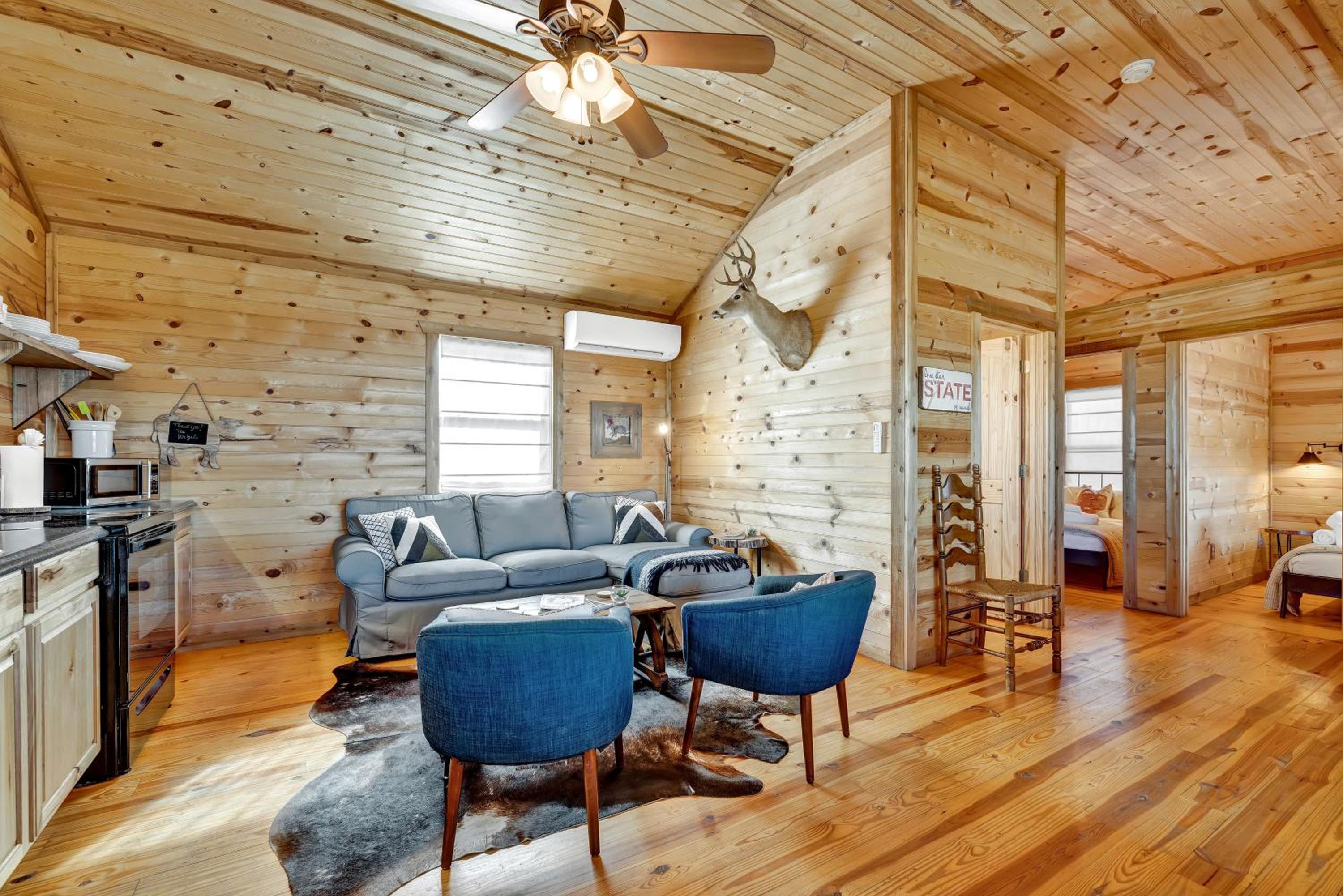 RockyRidge Cabin-Hill Country Views-20 min to Fred view 4