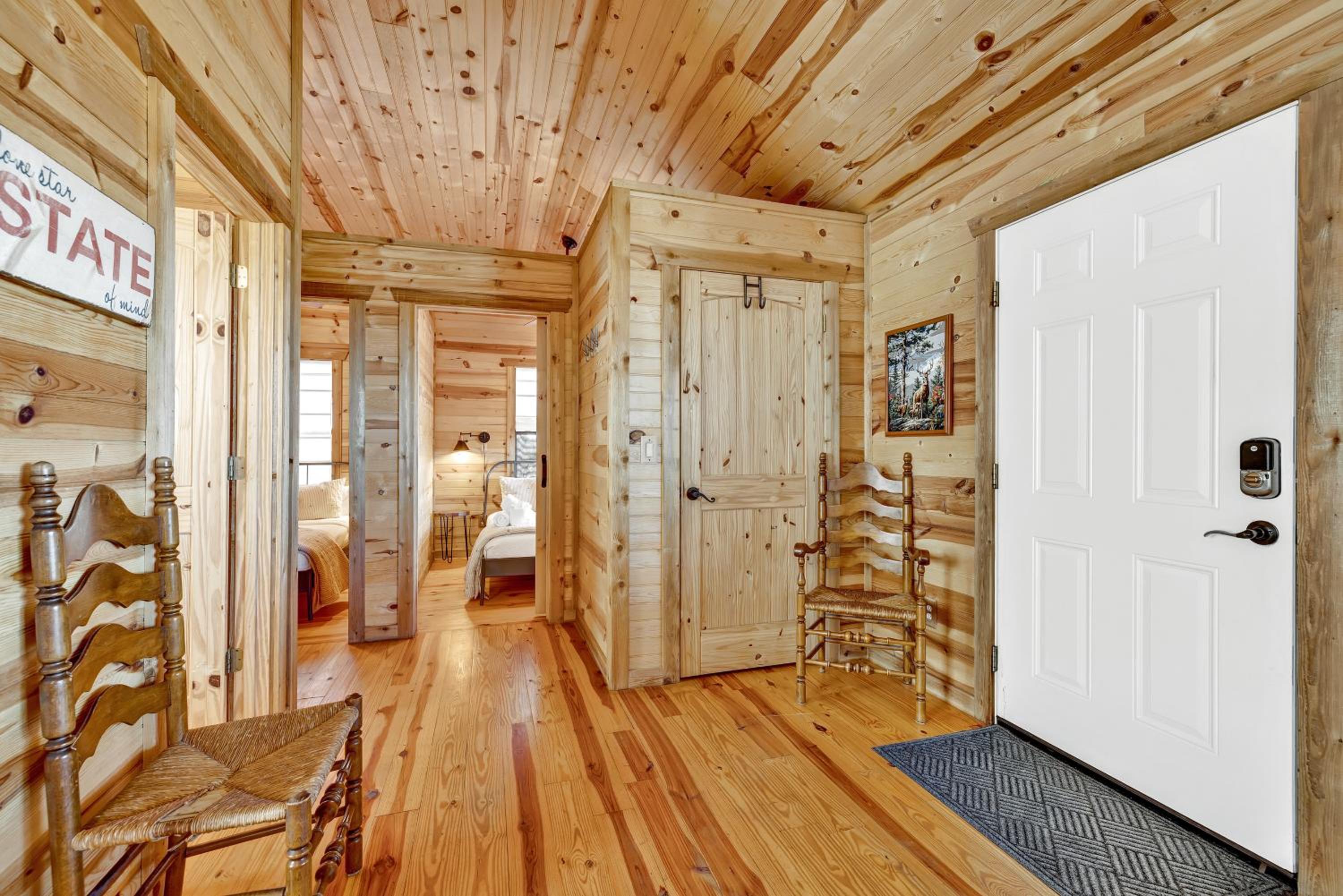 RockyRidge Cabin-Hill Country Views-20 min to Fred view 5