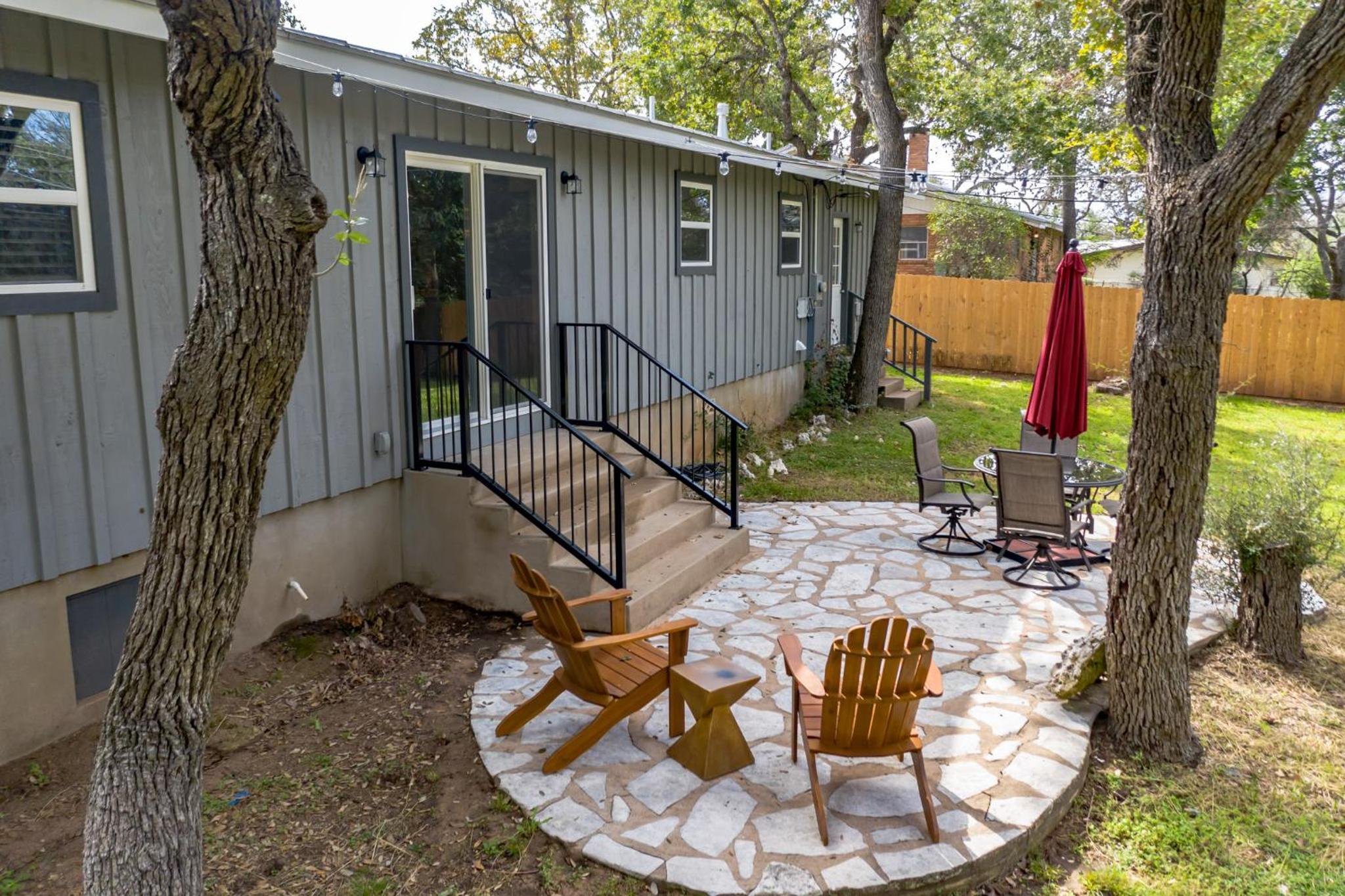 Luxury Home just 5 min from Main St view 3