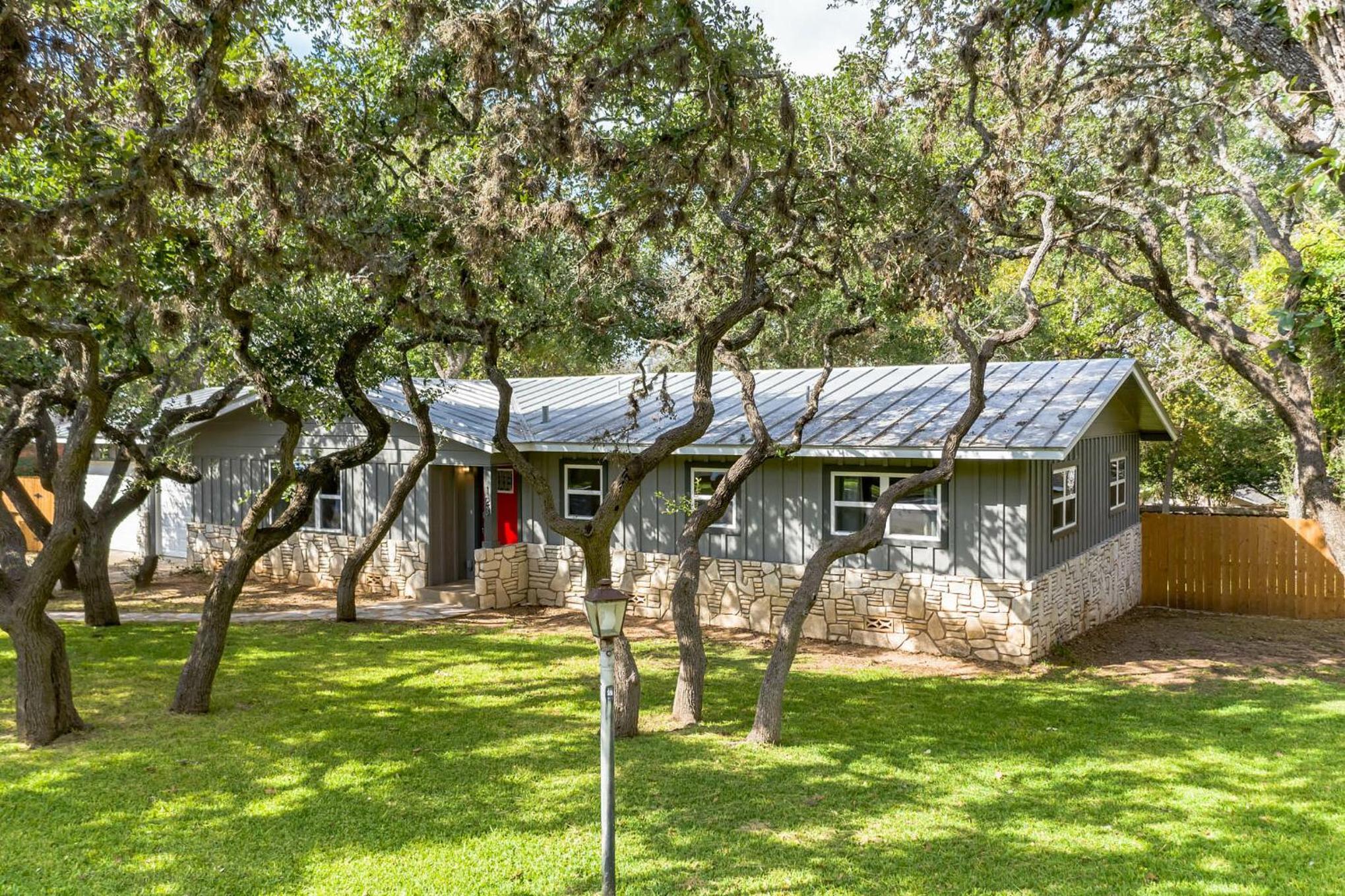 Luxury Home just 5 min from Main St view 4