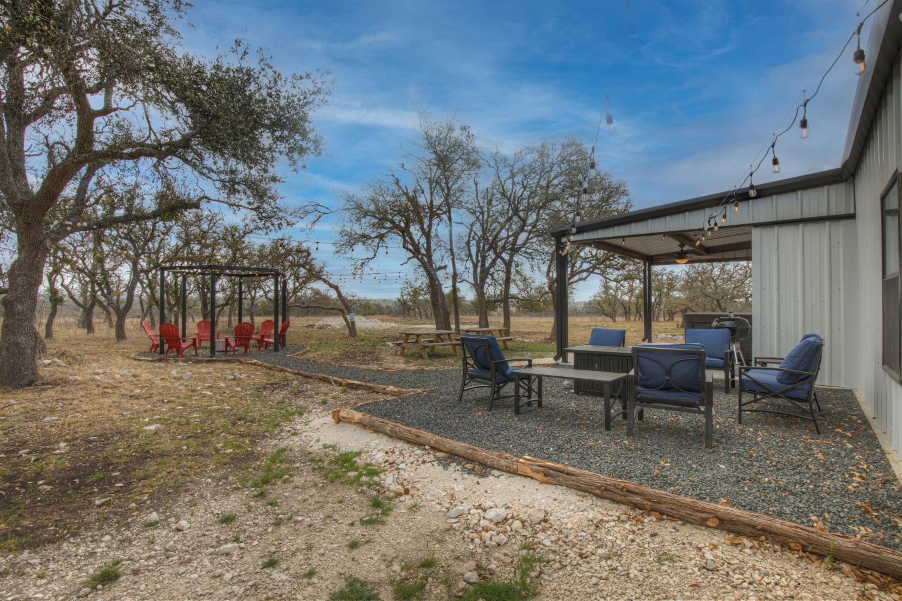 Hill Country-Fire Pit & Hot Tub! view 5