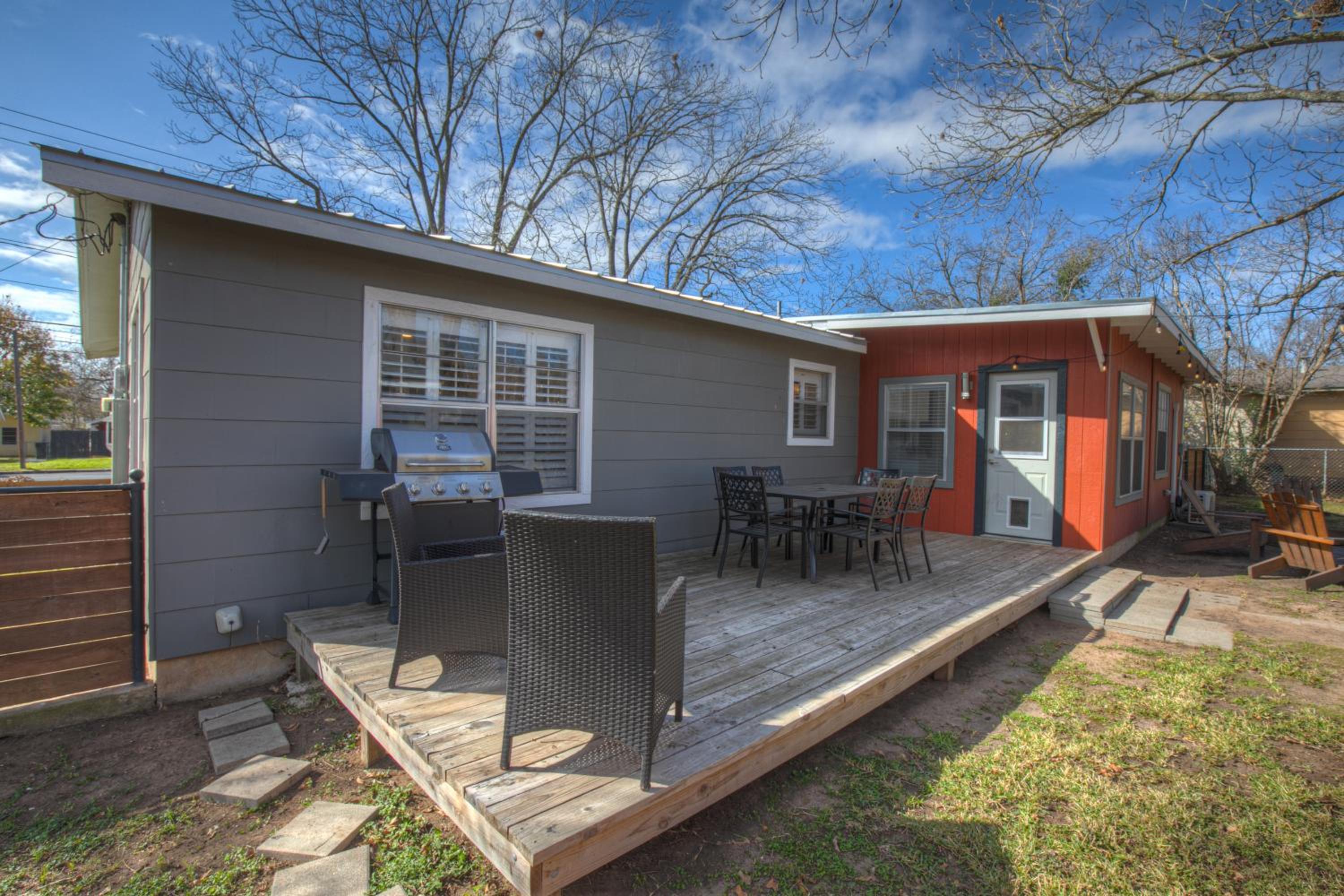 Luxury Mid Century Charmer Near Historic Main St view 2