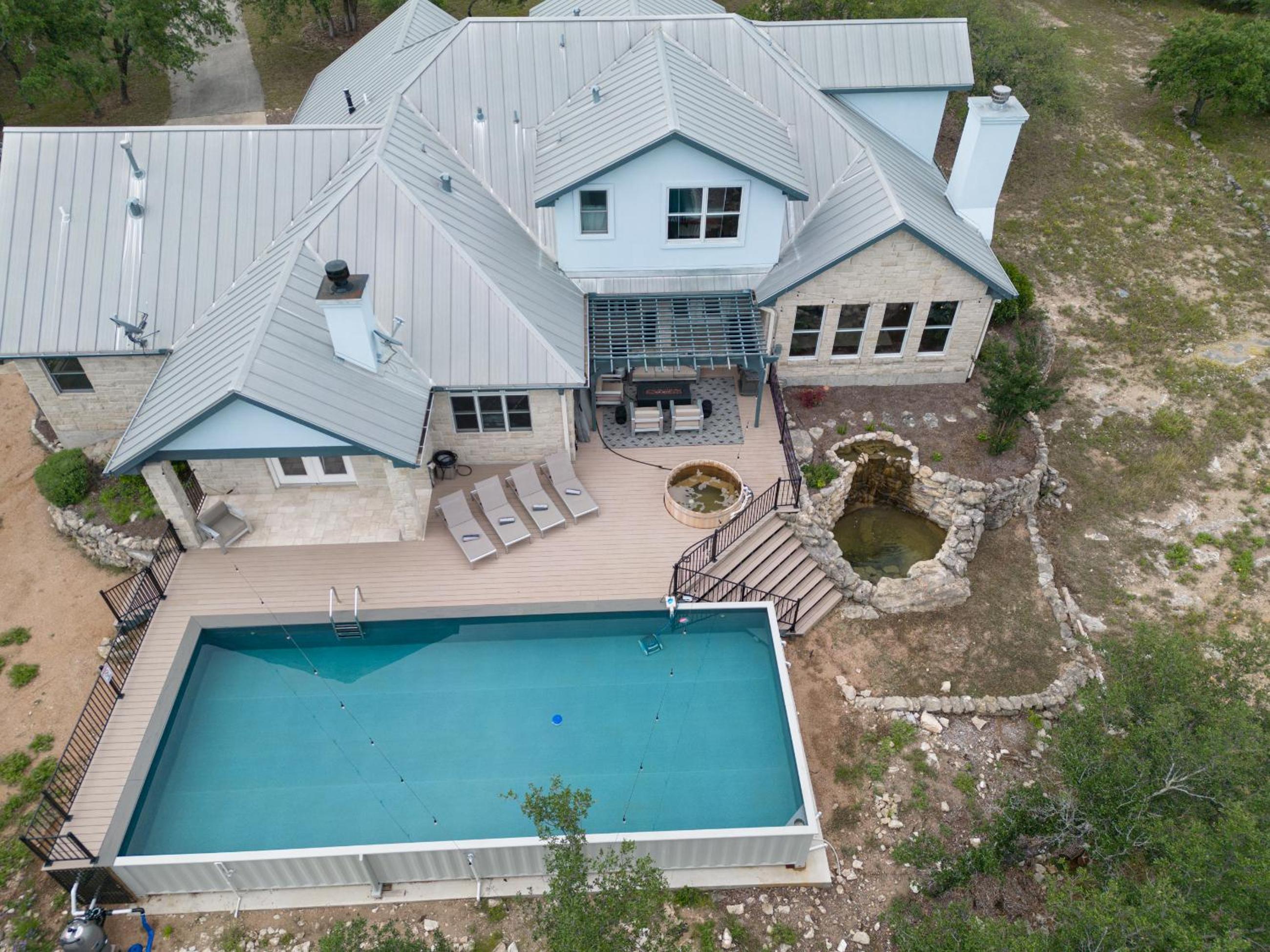 Spicewood Lodge w/Pool, HotTub view 4