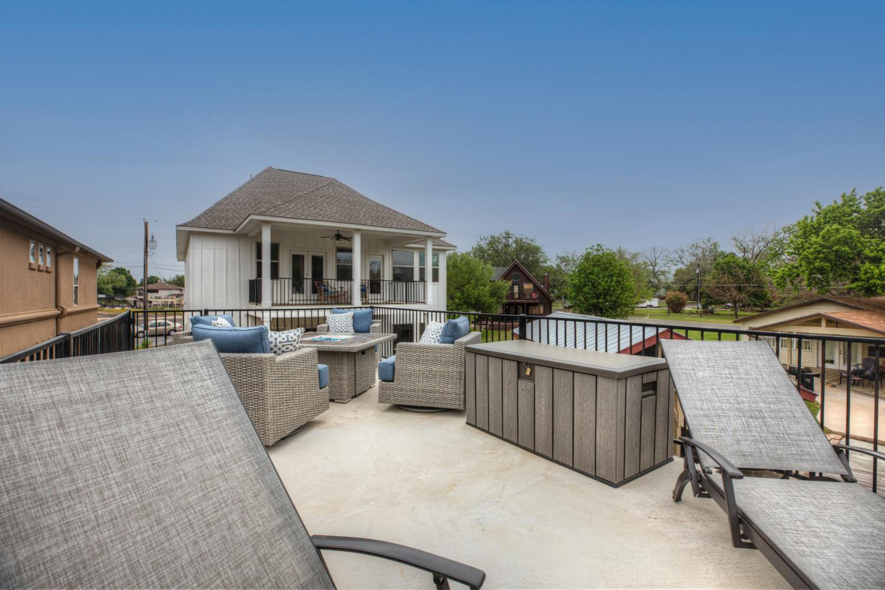 Stunning Luxury Home on Lake LBJ! - Property Image 31