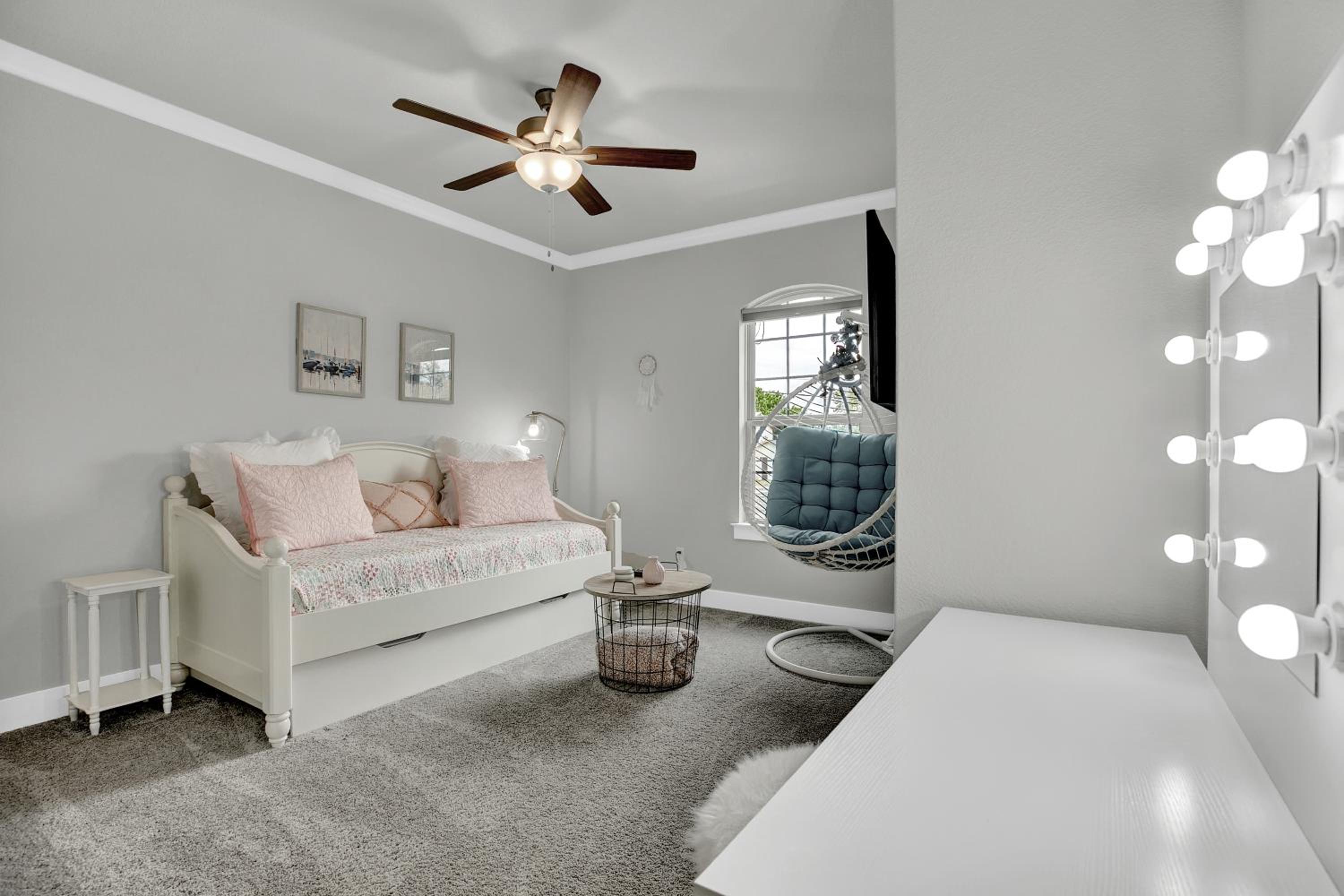 Stunning Luxury Home on Lake LBJ! - Property Image 7