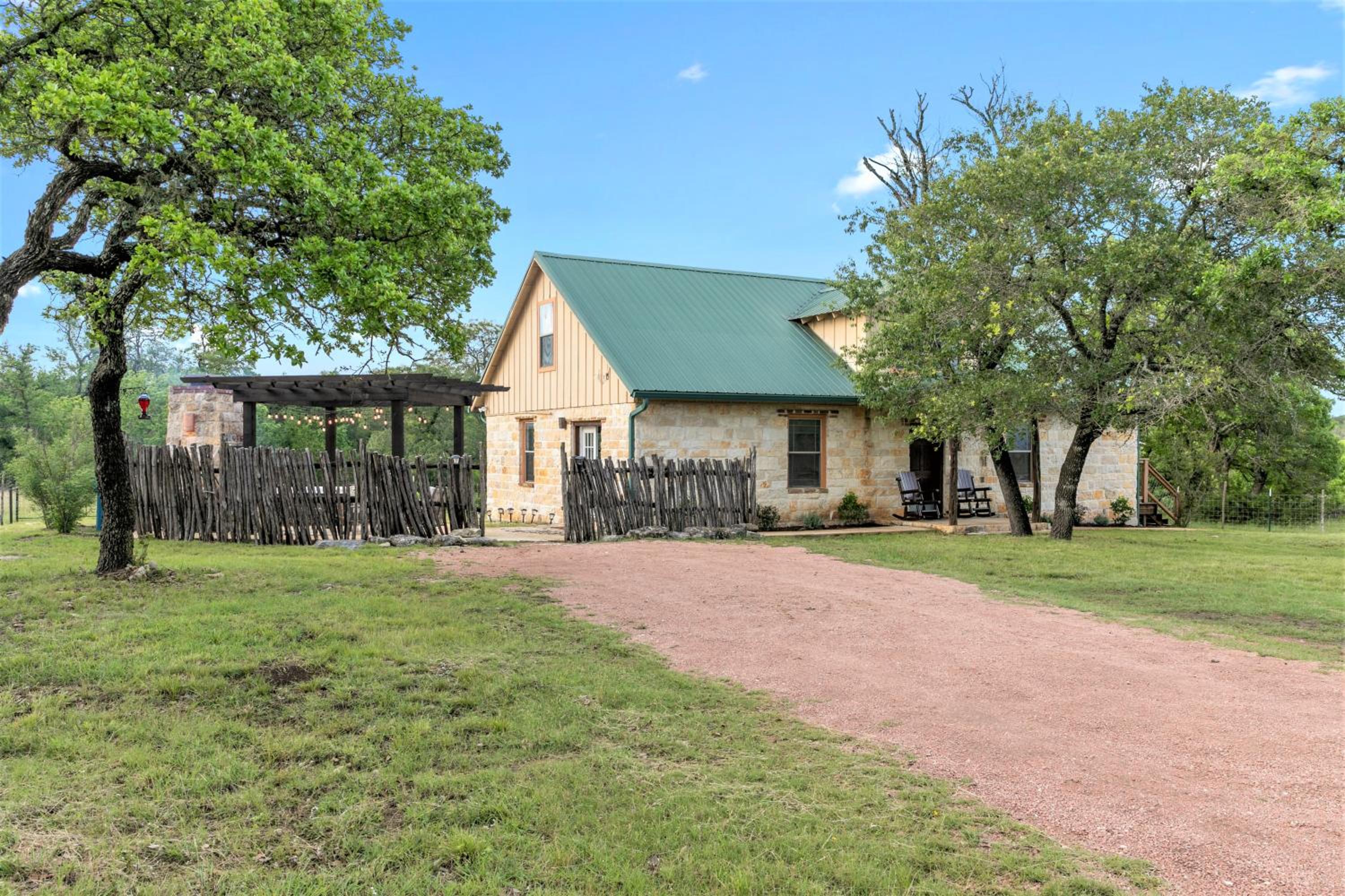 Luxury Home with Fire Pit & Hill Country Views view 2