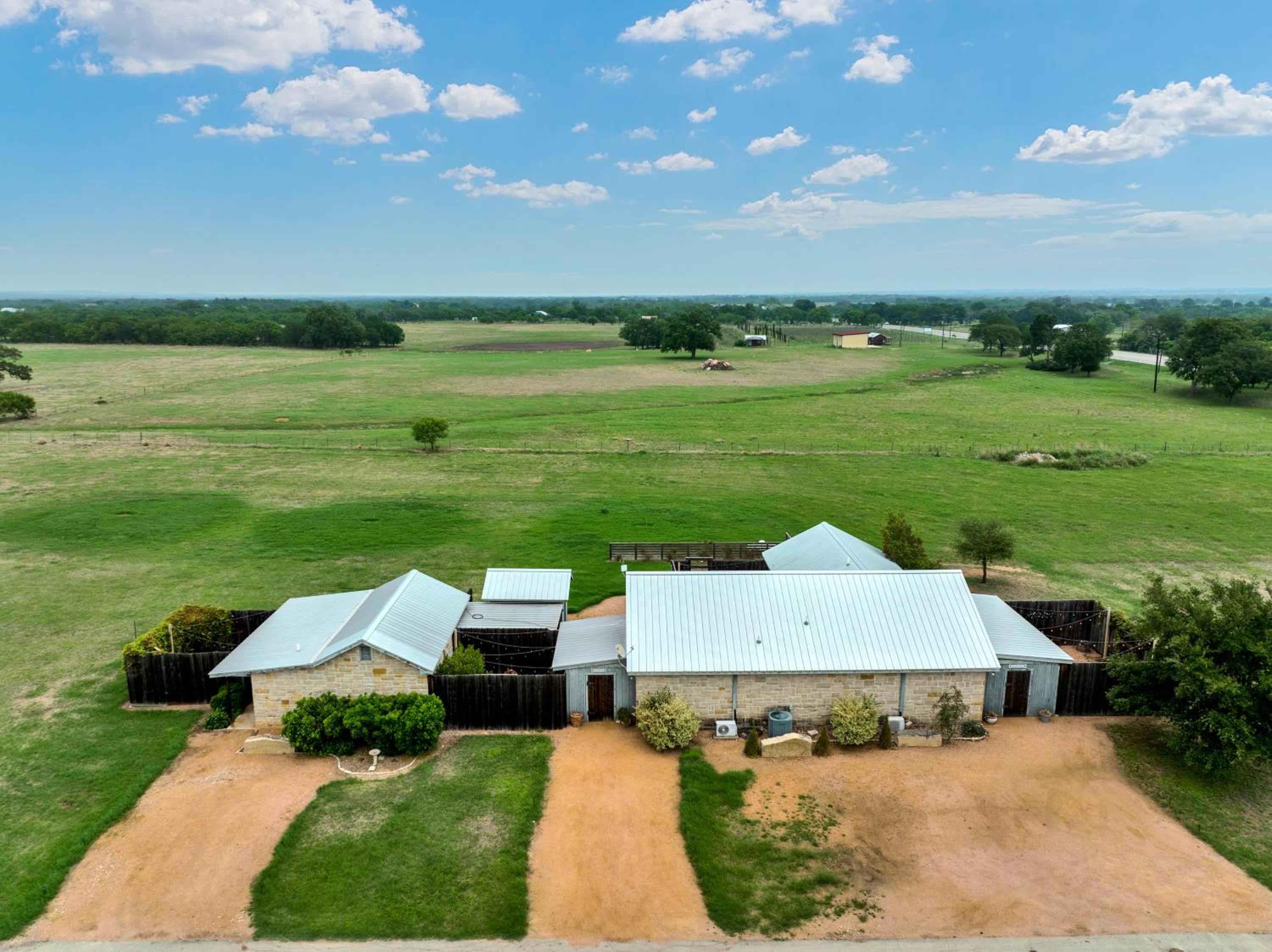 Private Luxury Retreat with Hot Tub 10mins To Fred! view 4