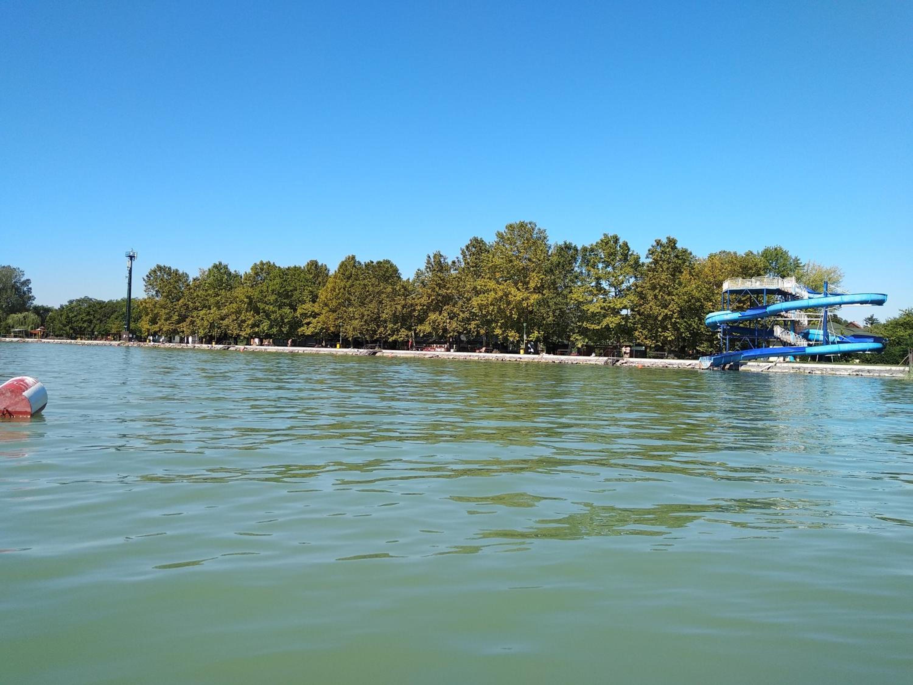 Hausambalaton