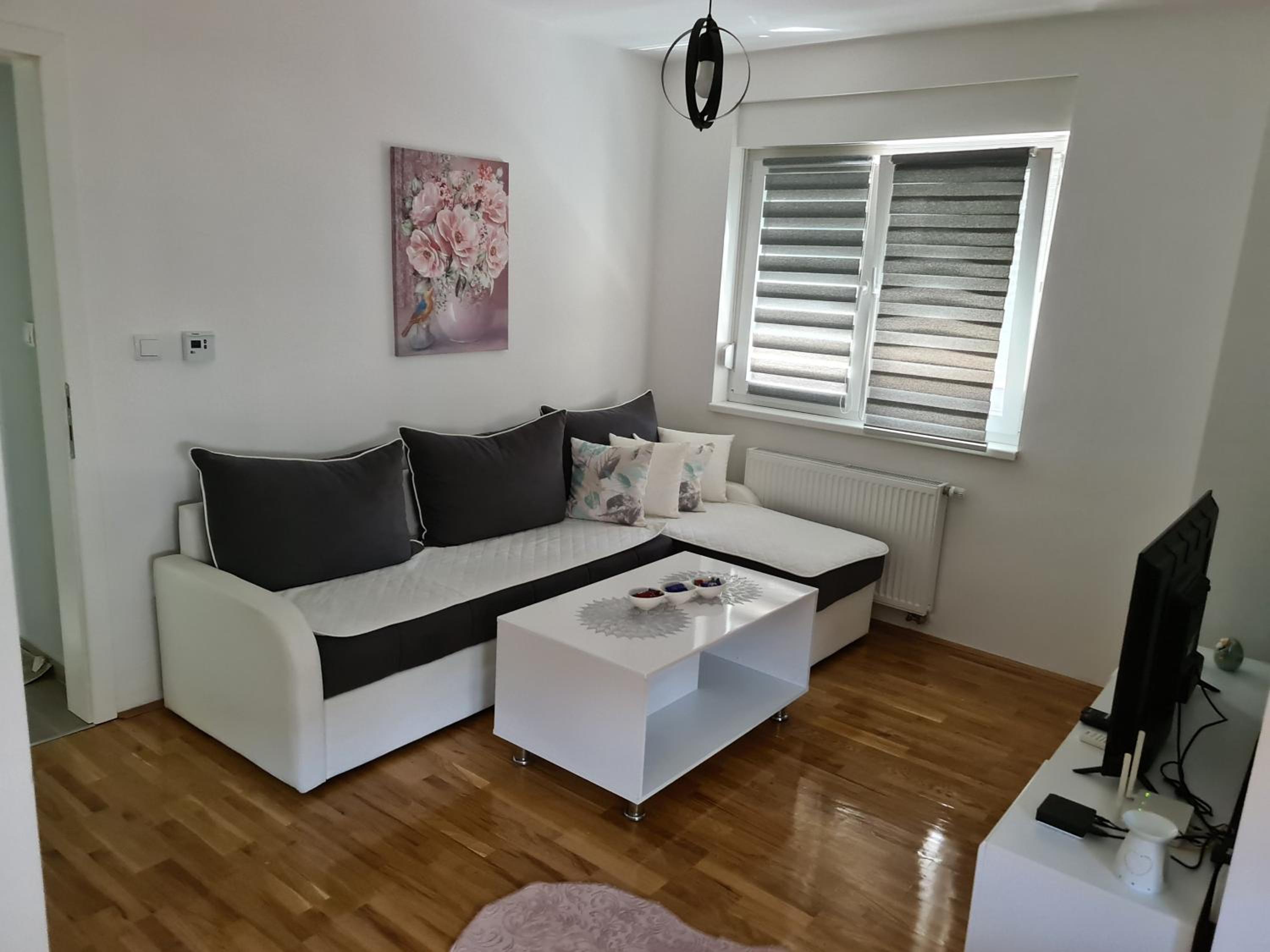 Apartman CRYSTAL view 3