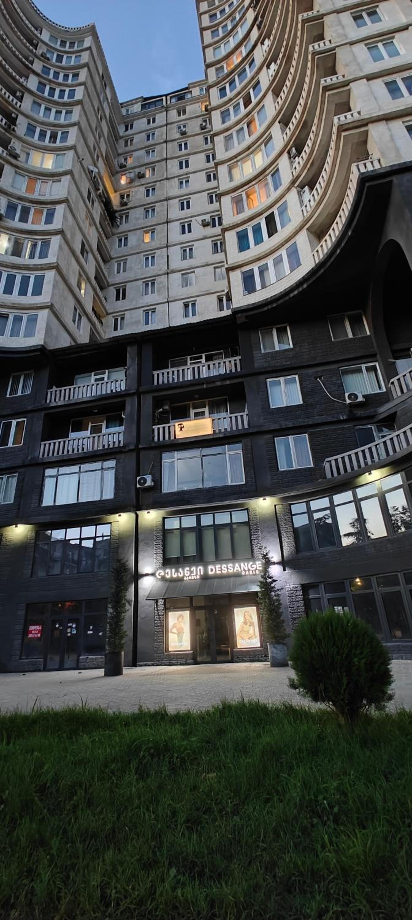 Cozy and spacious! 35, Zhiuli Shartava Street, Saburtalo,Tbilisi view 4