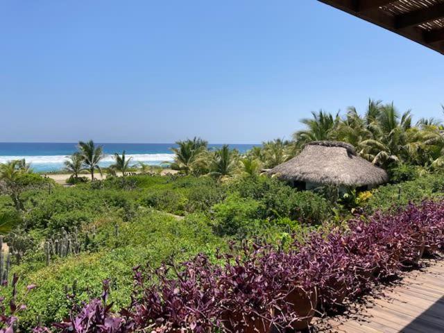 Villa Piñas Puerto Escondido Beachfront