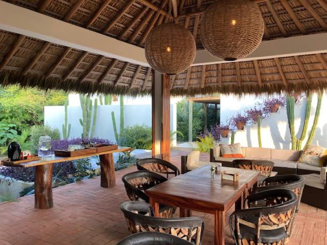 Villa Piñas Puerto Escondido Beachfront