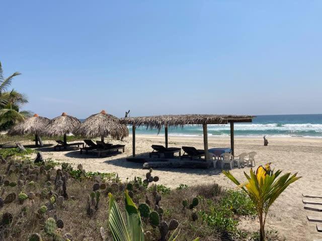 Villa Piñas Puerto Escondido Beachfront