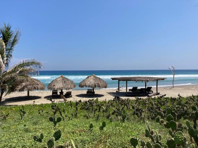 Villa Piñas Puerto Escondido Beachfront