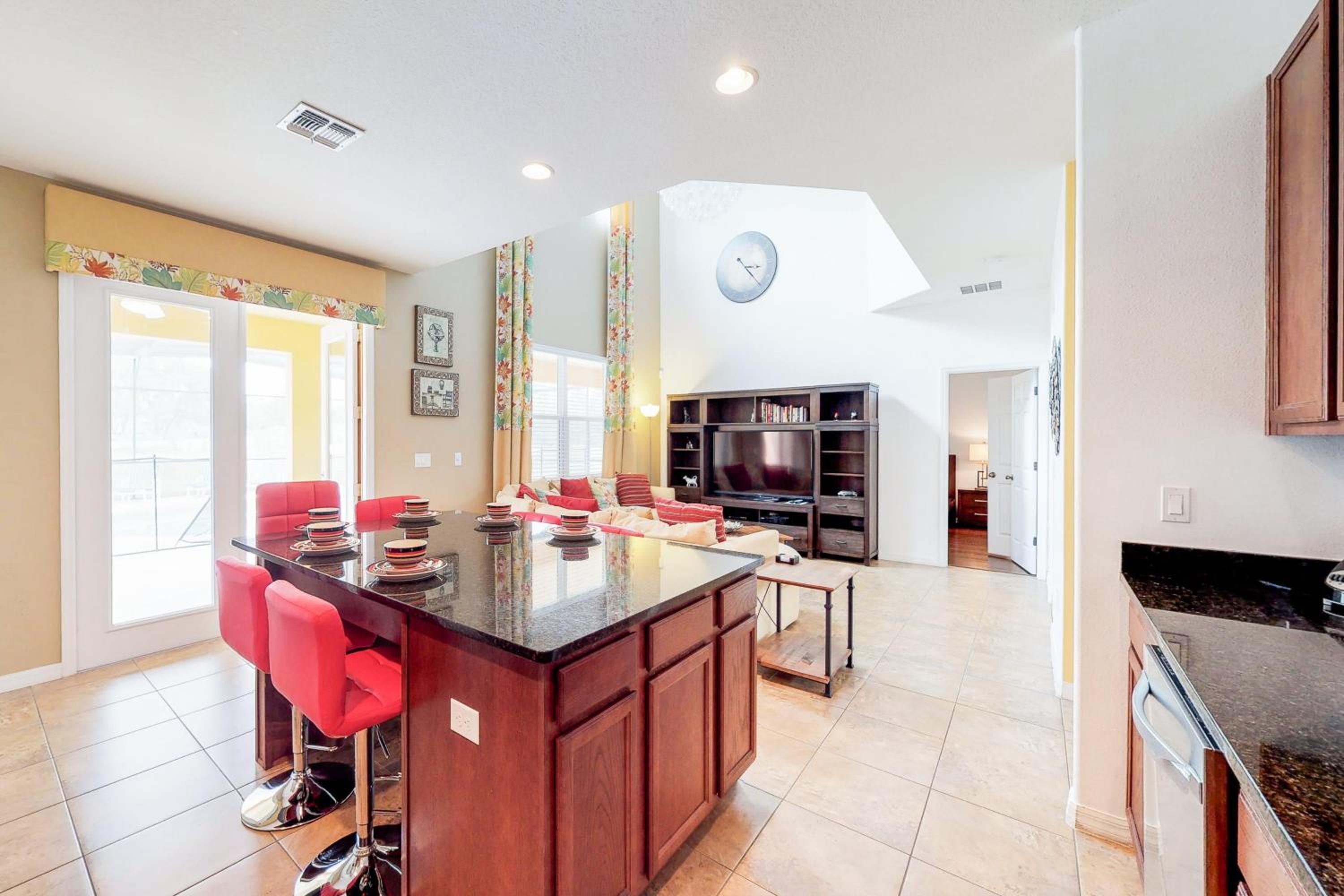 6 bedrooms pool home sleeps 14 Gated resort of Waterson view 4