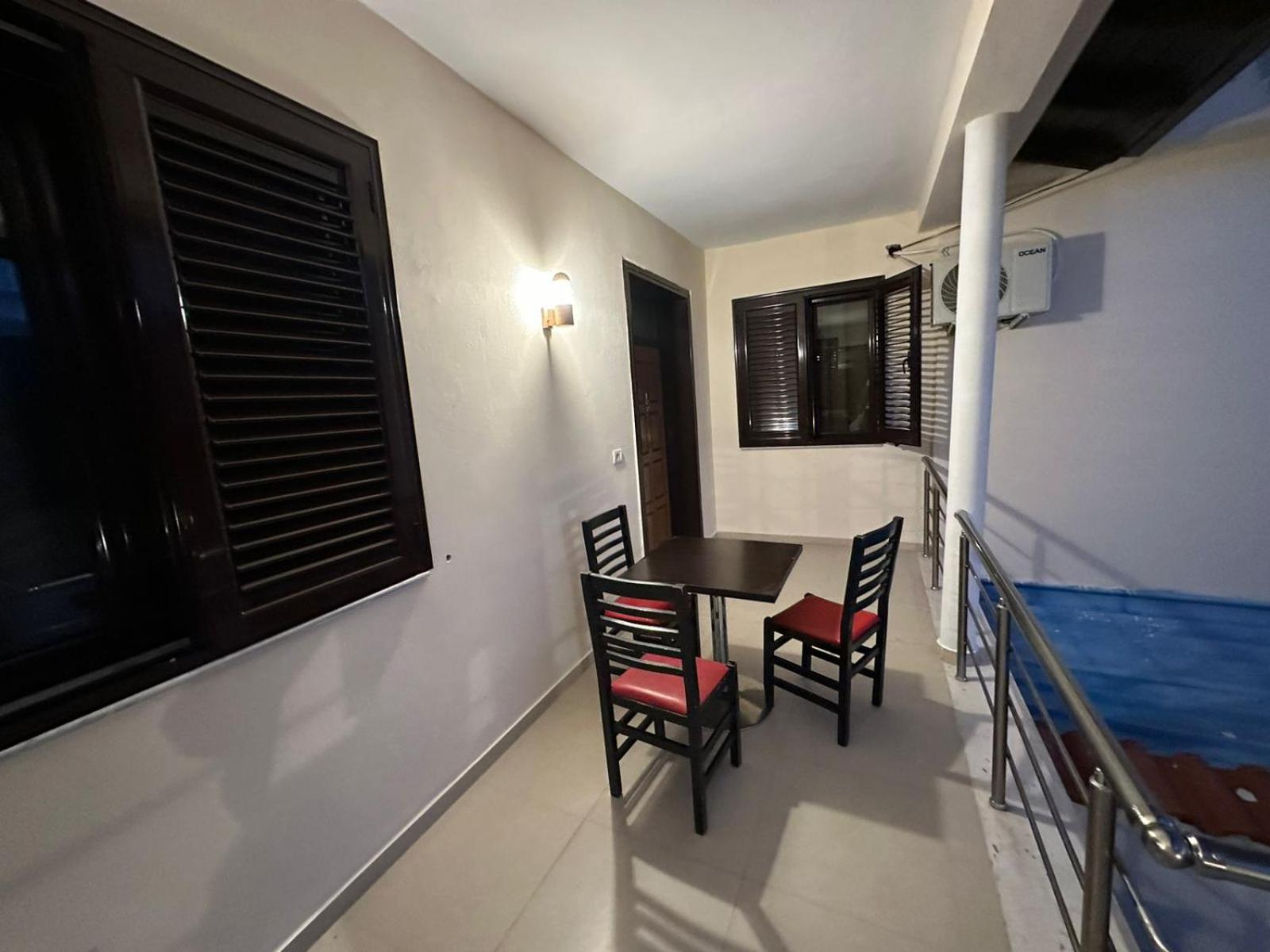 Elby Apartments photo 2