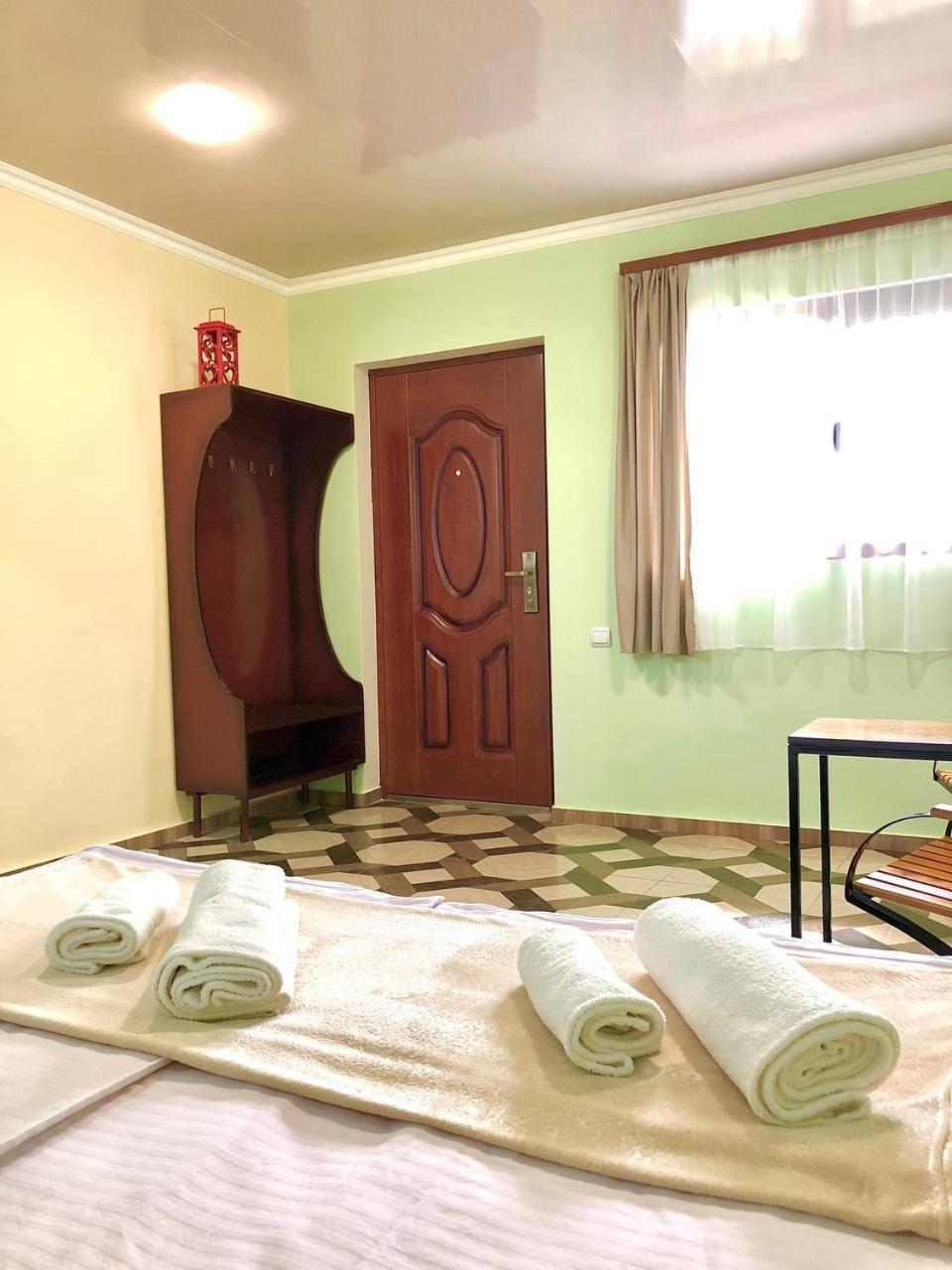 VaLiVa Sanahin Guest House