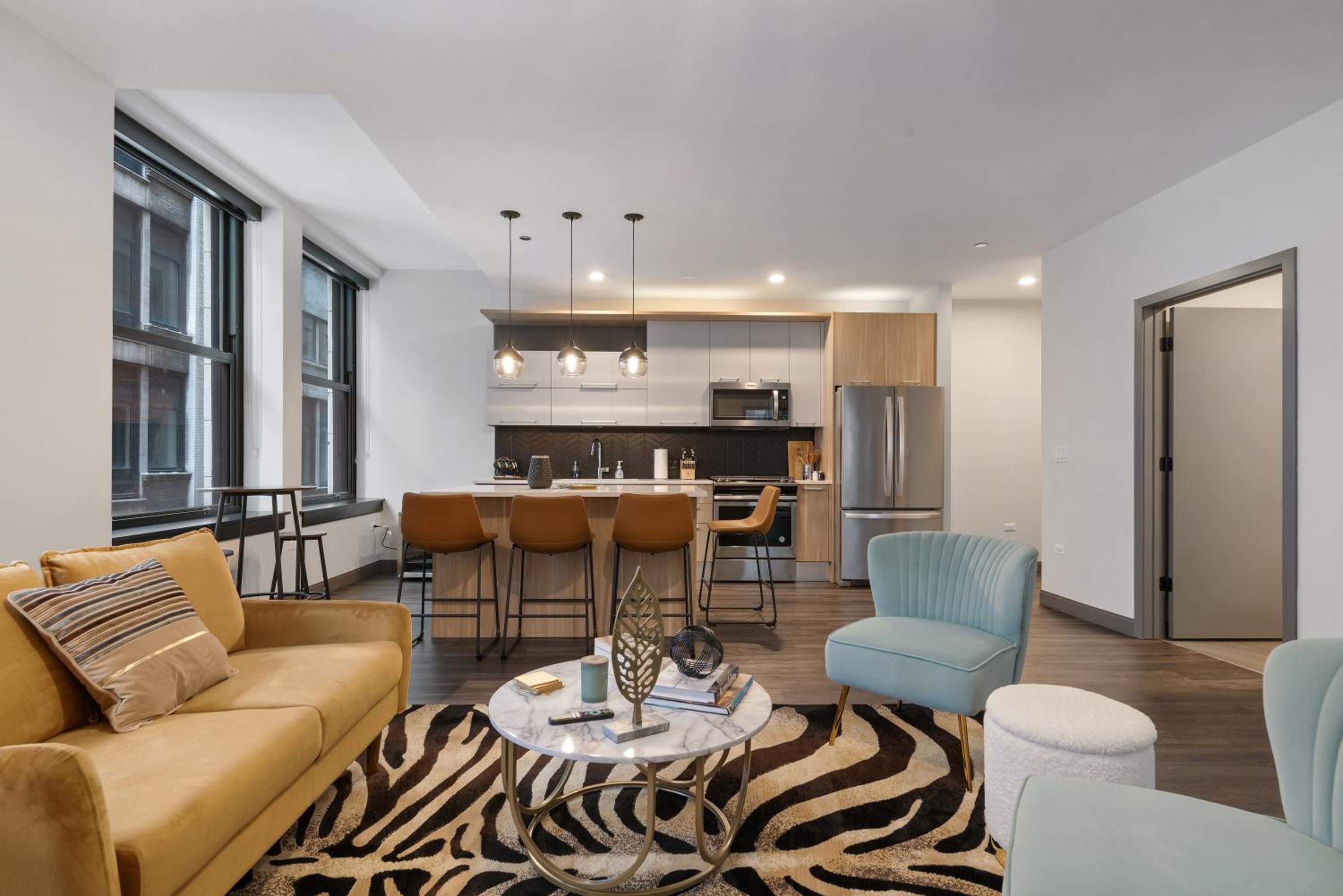 Experience Downtown Chicago at Millennium - Luxury Apartments in The Loop