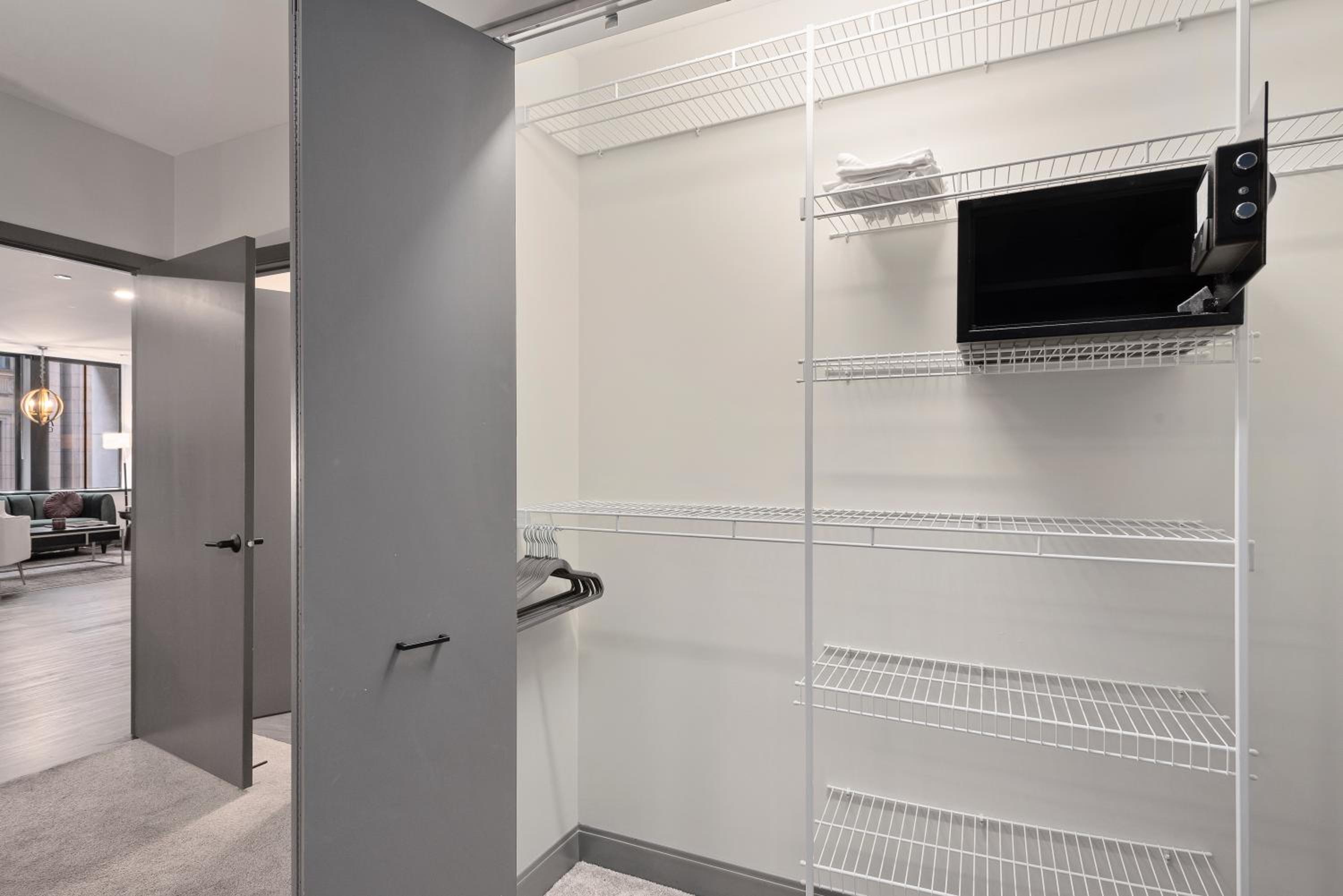 Experience Downtown Chicago at Millennium - Luxury Apartments in The Loop