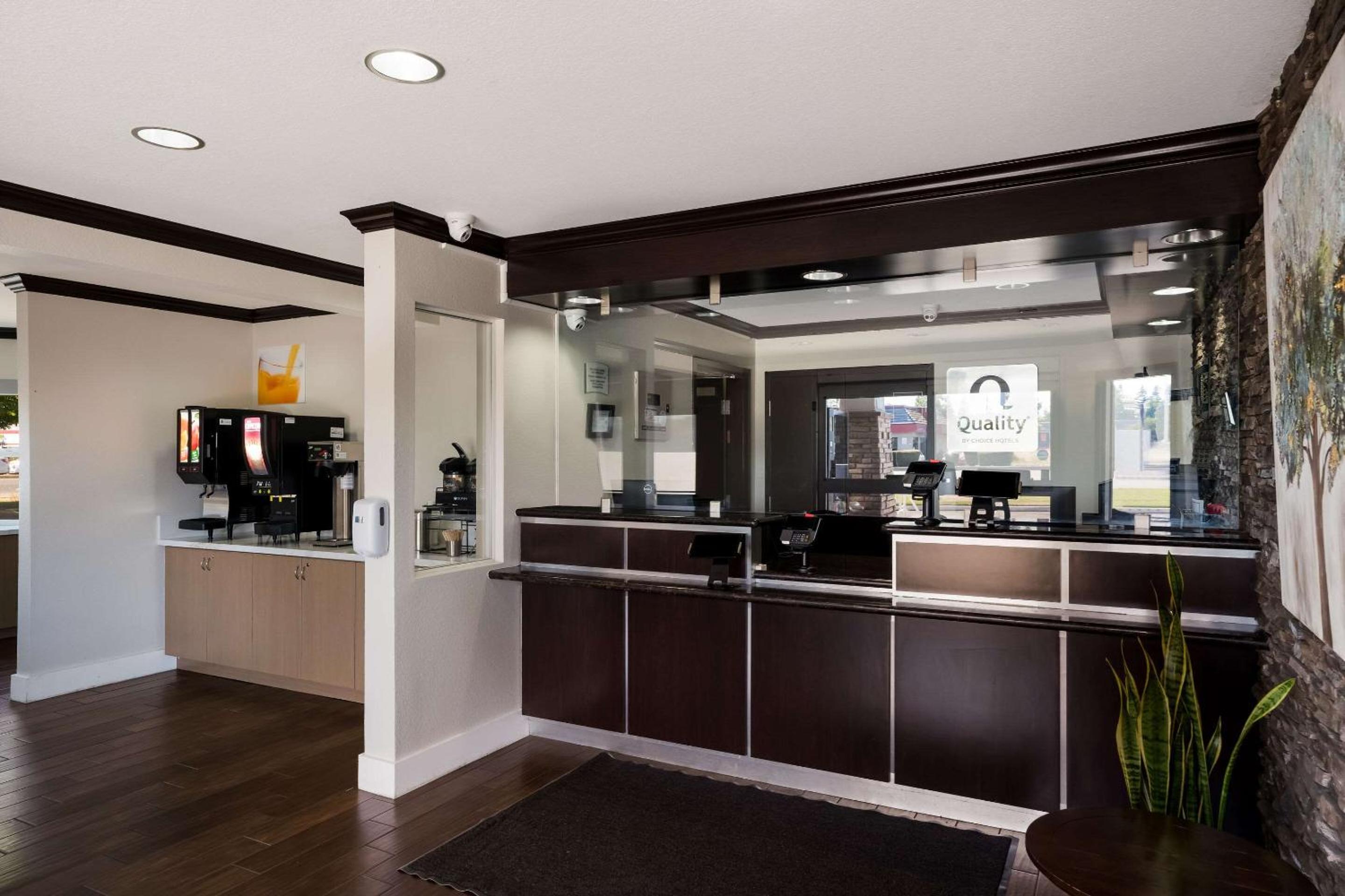Quality Inn Elk Grove-Sacramento view 4