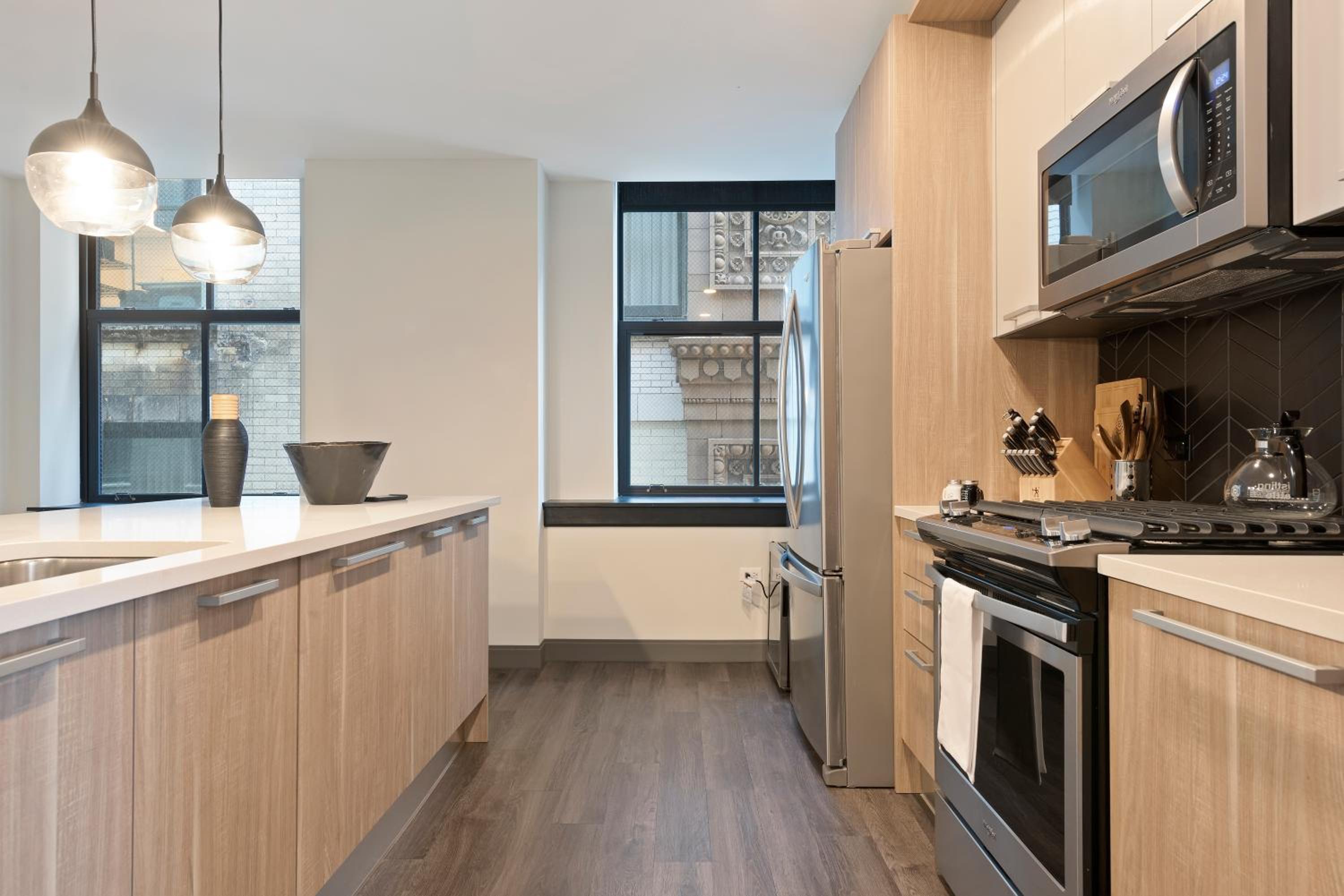Experience Downtown Chicago at Millennium - Luxury Apartments in The Loop