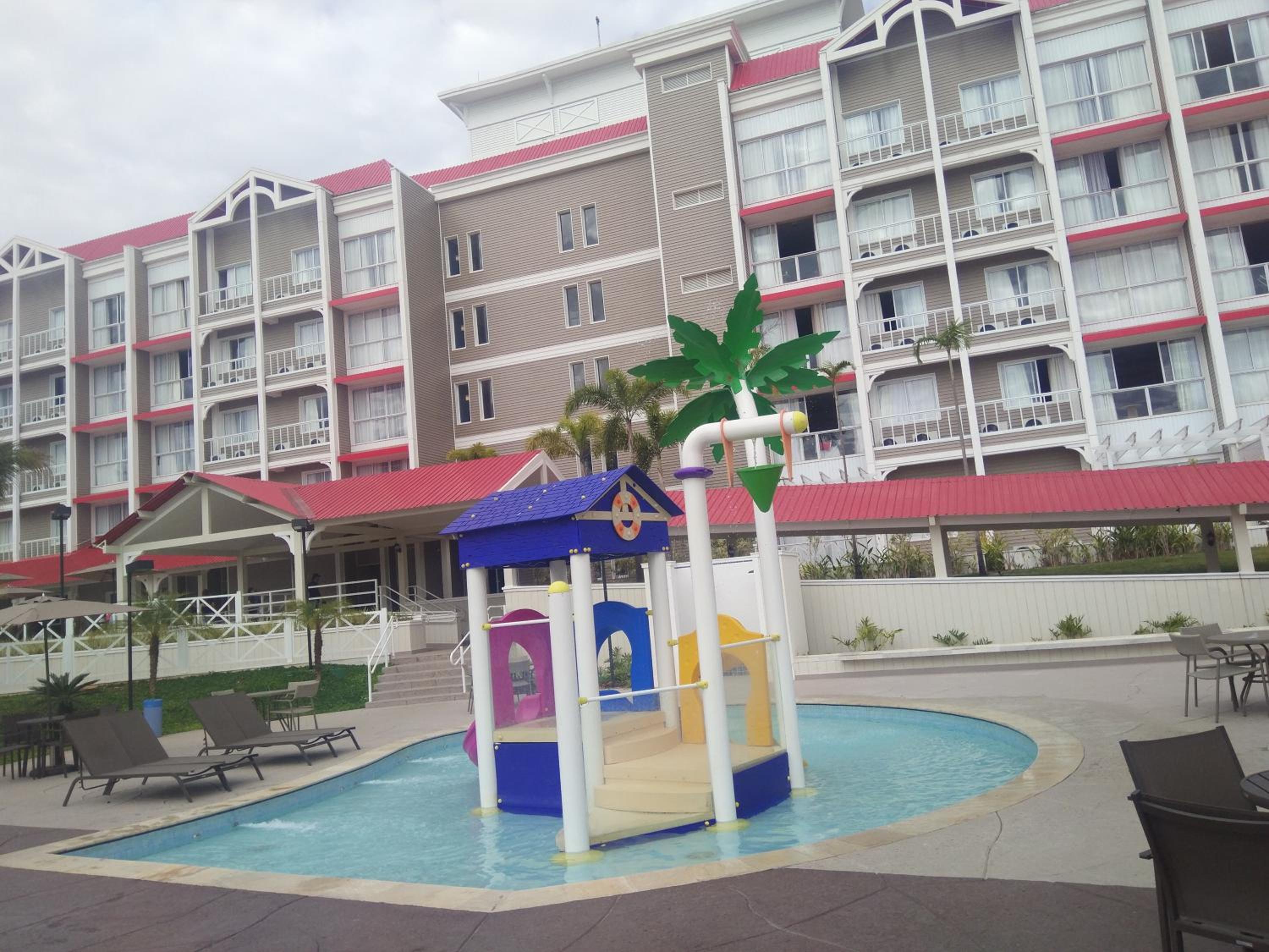 Enjoy Thermas Water Park Resort