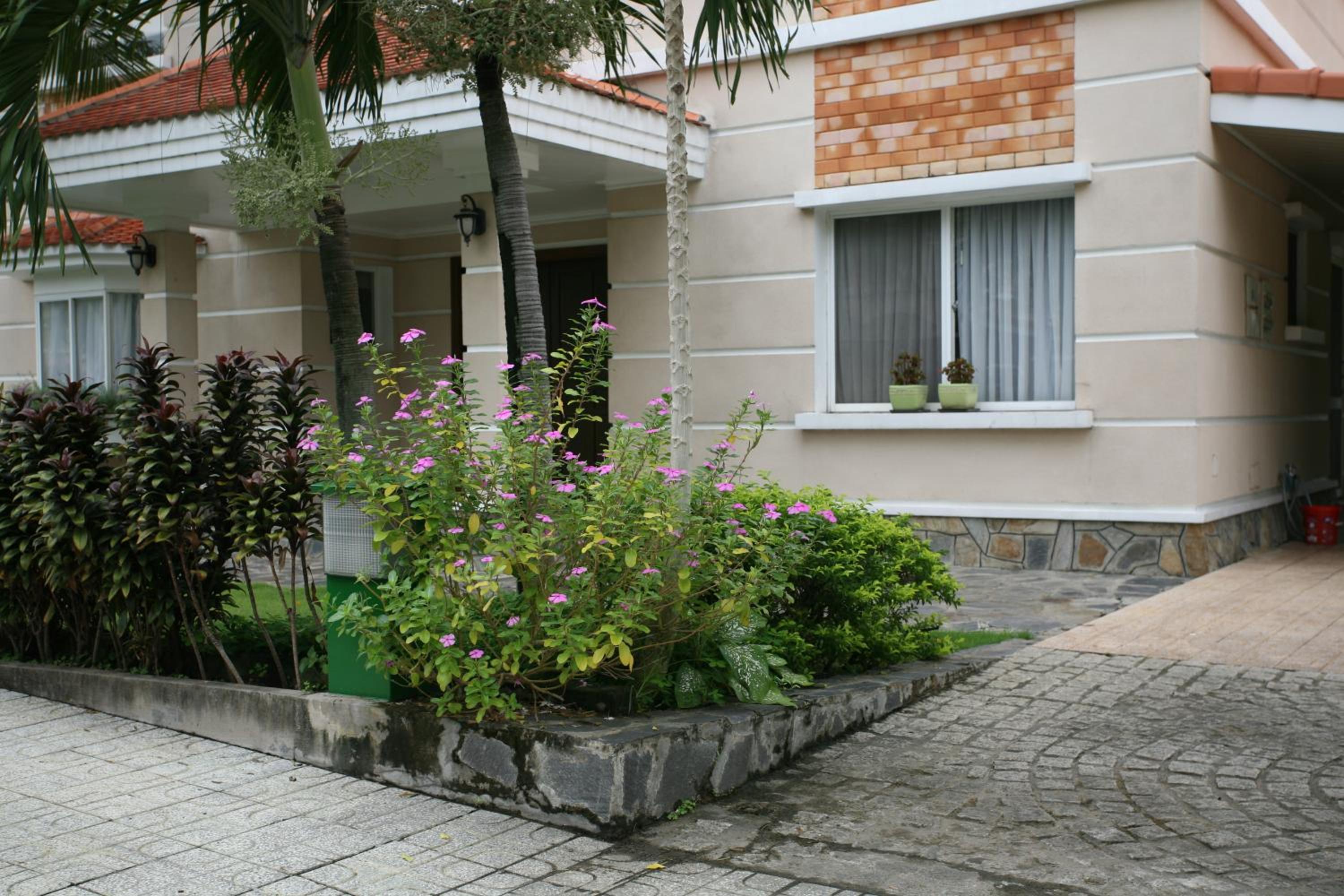 Vietnam Golf - Lake View Villas