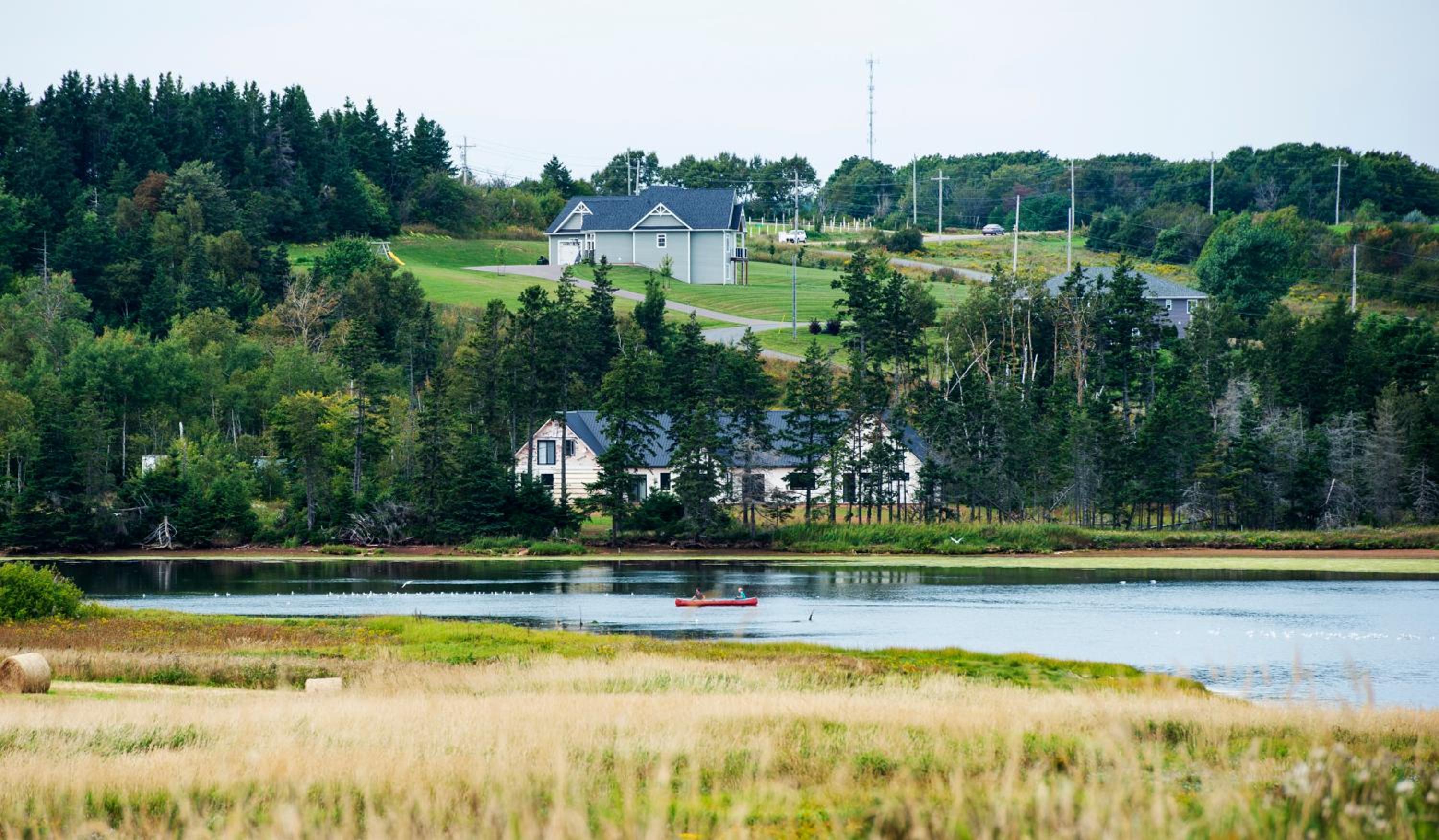 Niseko Riverside By Zen Life 4Bedrooms Greenie Cottage and 3bedrooms Cowie Cottage