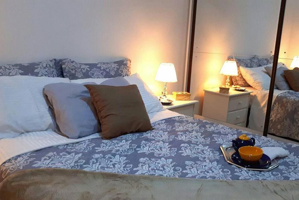 Ótimo apt lazer completo, 2 quartos, Praias, junto a natureza ,1km Rio Centro 4kmPOLÍMPICO &Arena