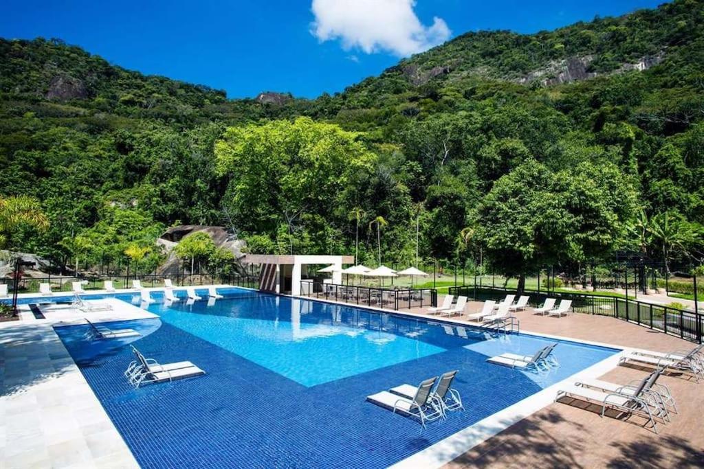 Ótimo apt lazer completo, 2 quartos, Praias, junto a natureza ,1km Rio Centro 4kmPOLÍMPICO &Arena
