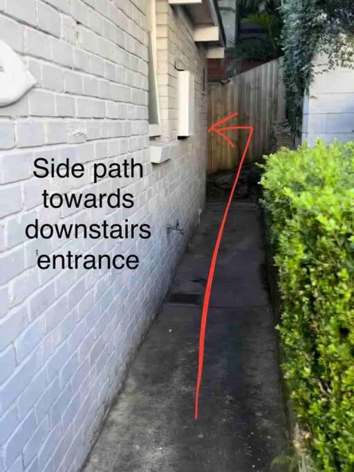 Sydney Vacations - Large backyard for kids and pets, walk to beach. - Property Image 4