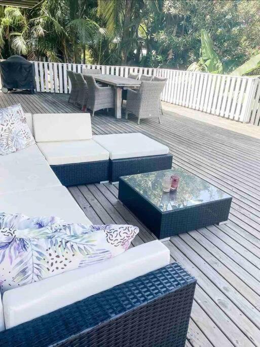 Sydney Vacations - Large backyard for kids and pets, walk to beach. - Property Image 6