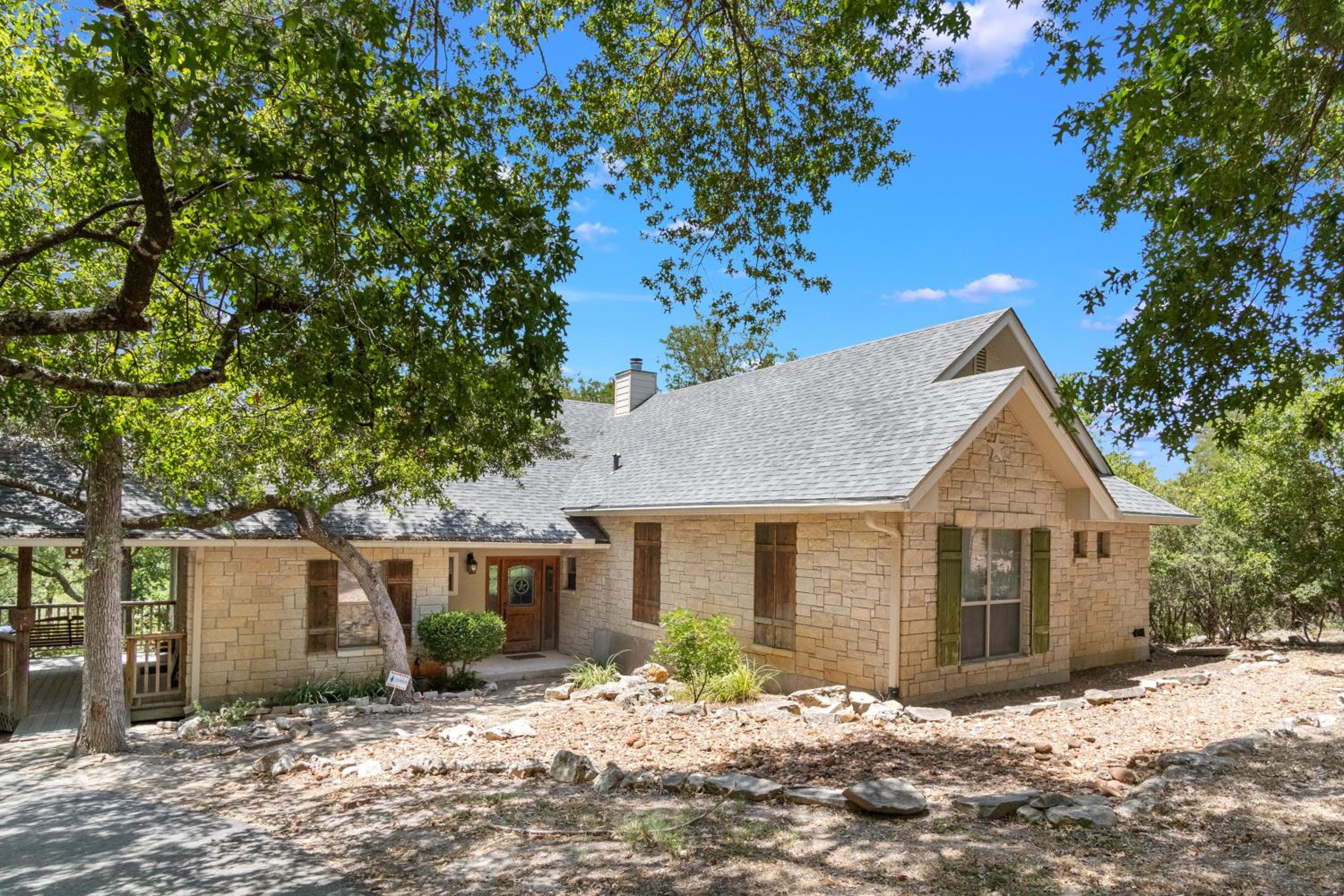 San Antonio Vacations - Guadalupe River Retreat - Property Image 1