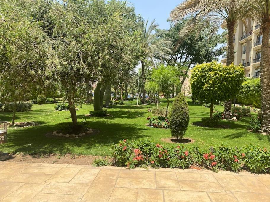 Elegant and Spacious Luxury Apartment in Al Rehab gated community, New Cairo