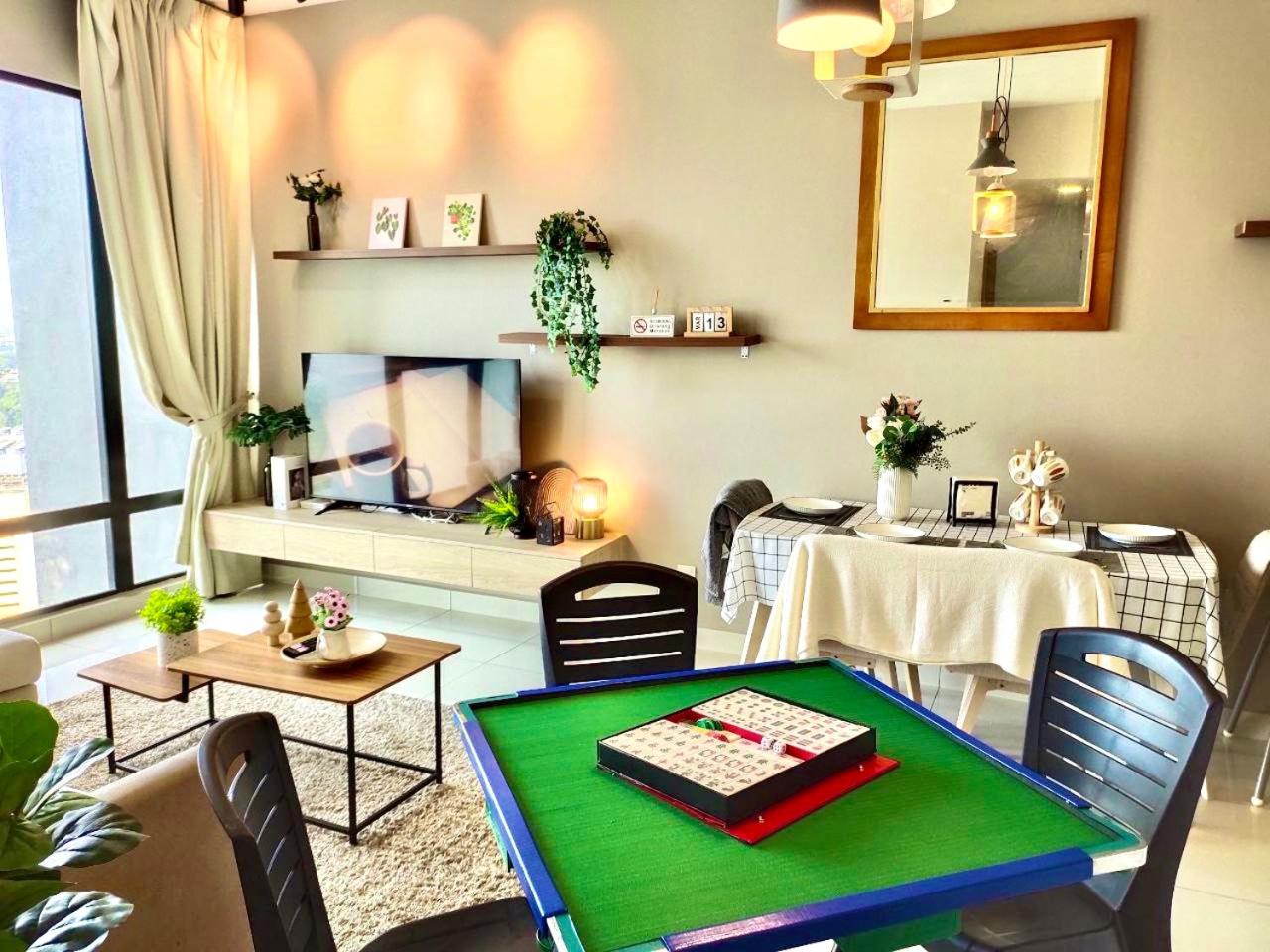 Mosaic Residence Mid Valley South Key BY R9 Homestay