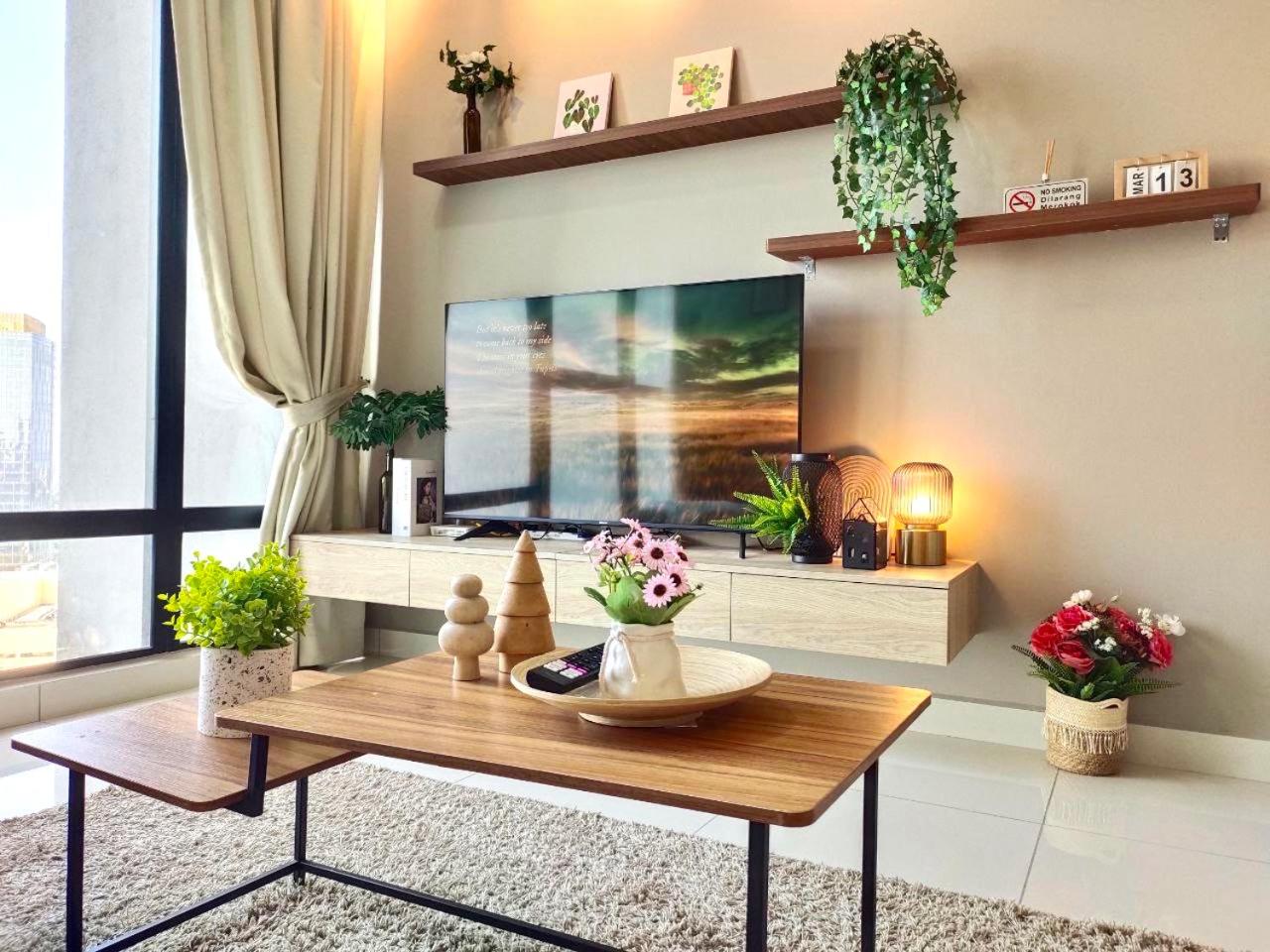 Mosaic Residence Mid Valley South Key BY R9 Homestay