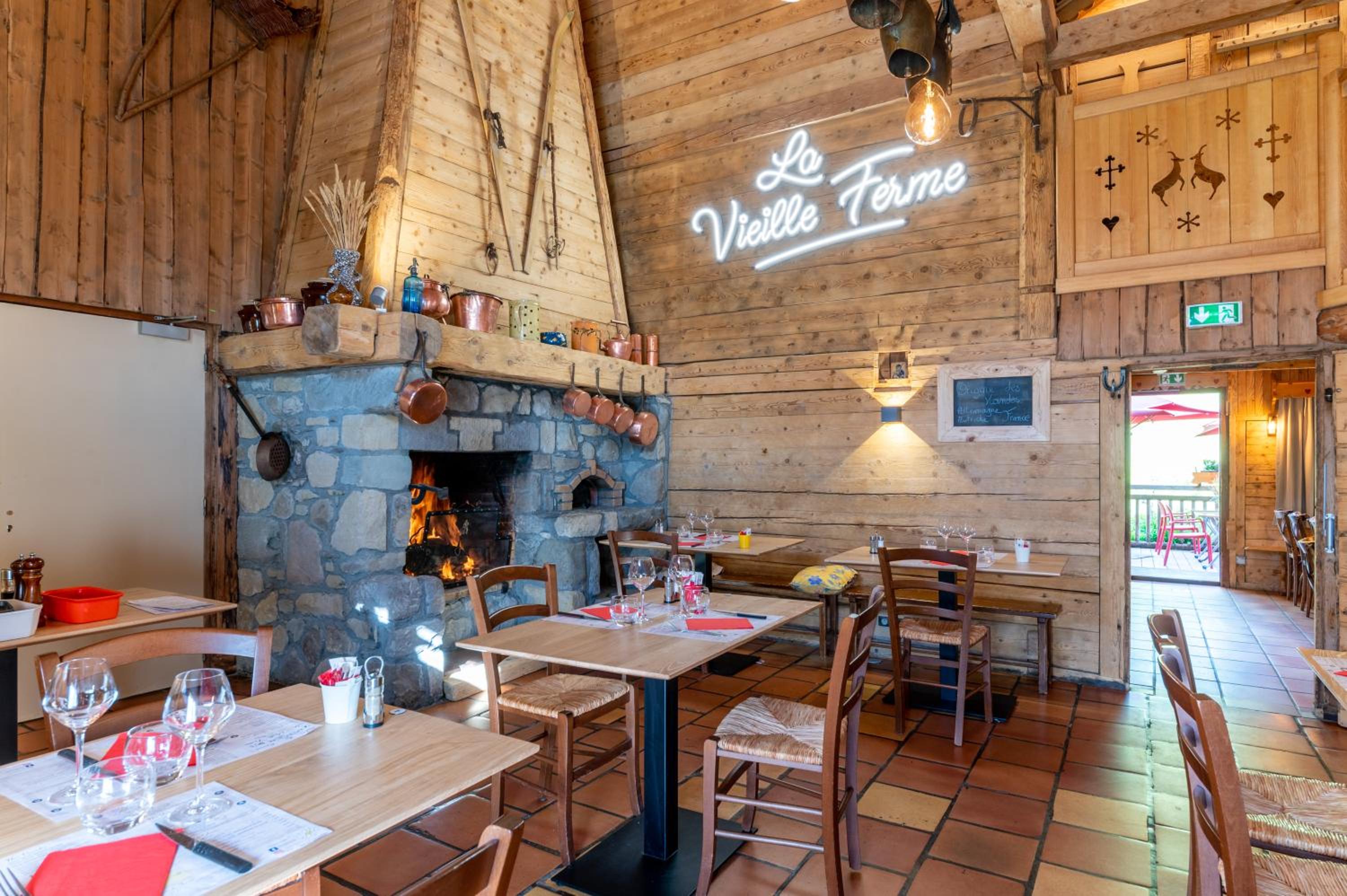 restaurant